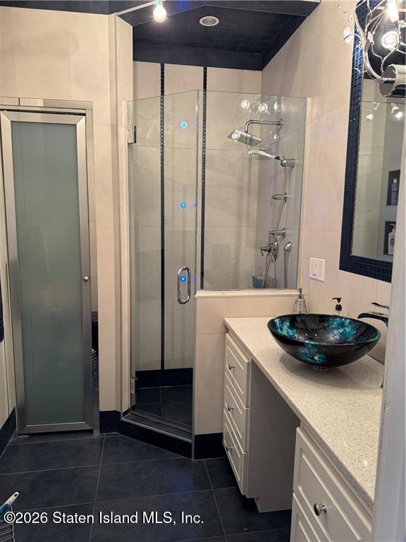 386 Page Avenue Image 5