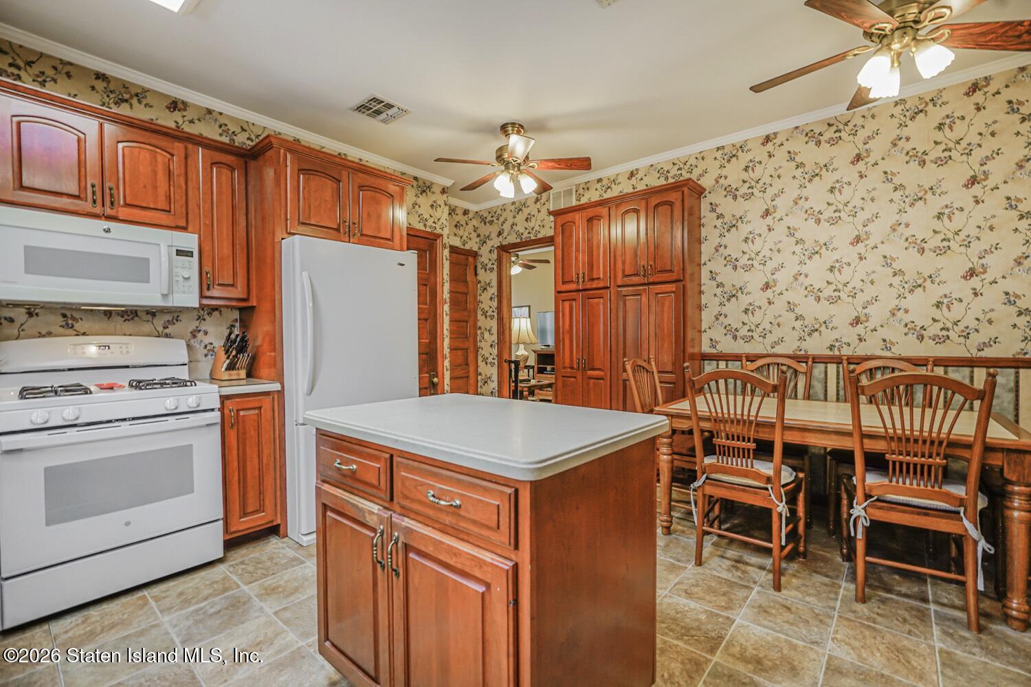 213 Wood Avenue, Staten Island, NY, 10307 image 28