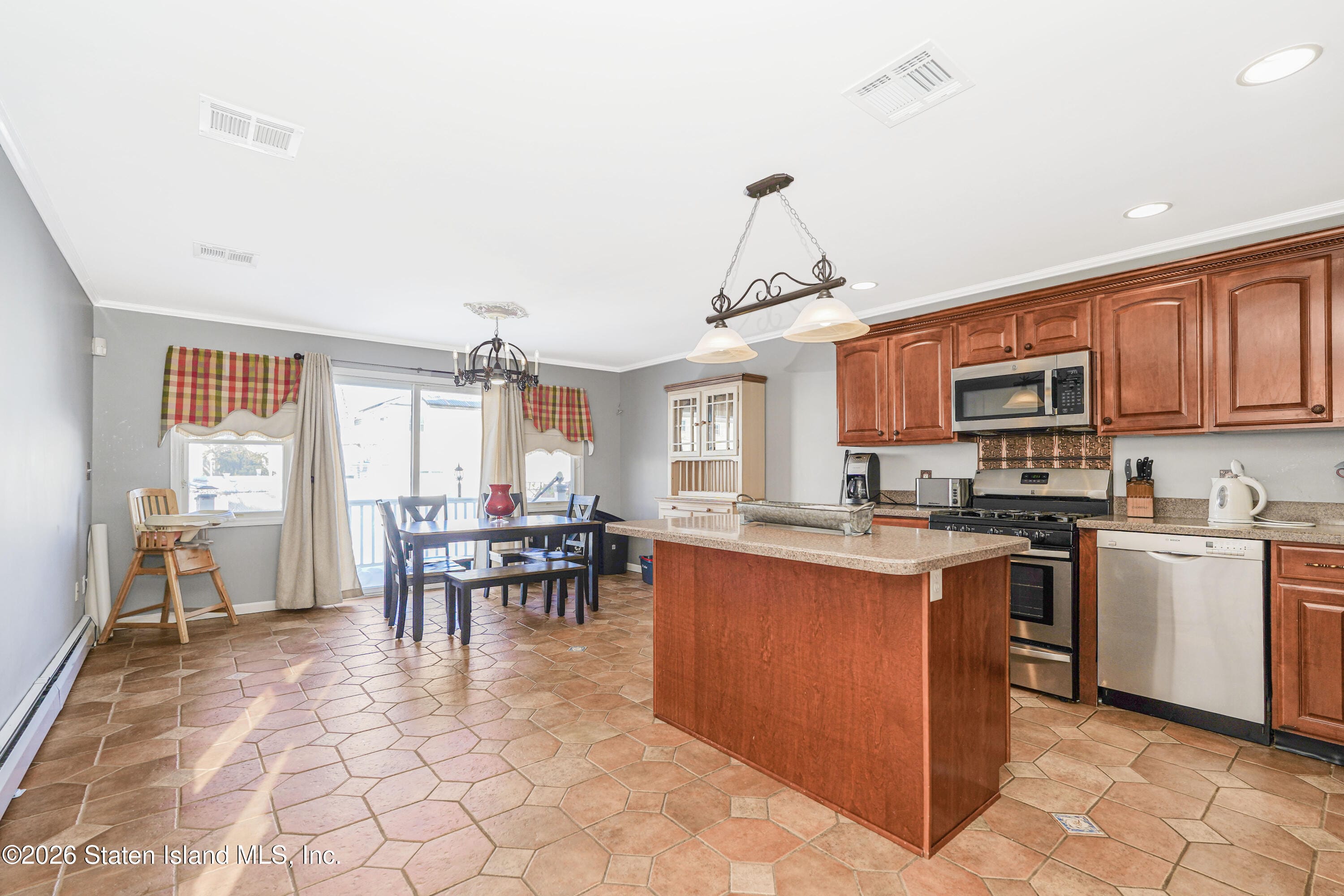 165 Sommer Avenue, Staten Island, NY, 10314 image 7