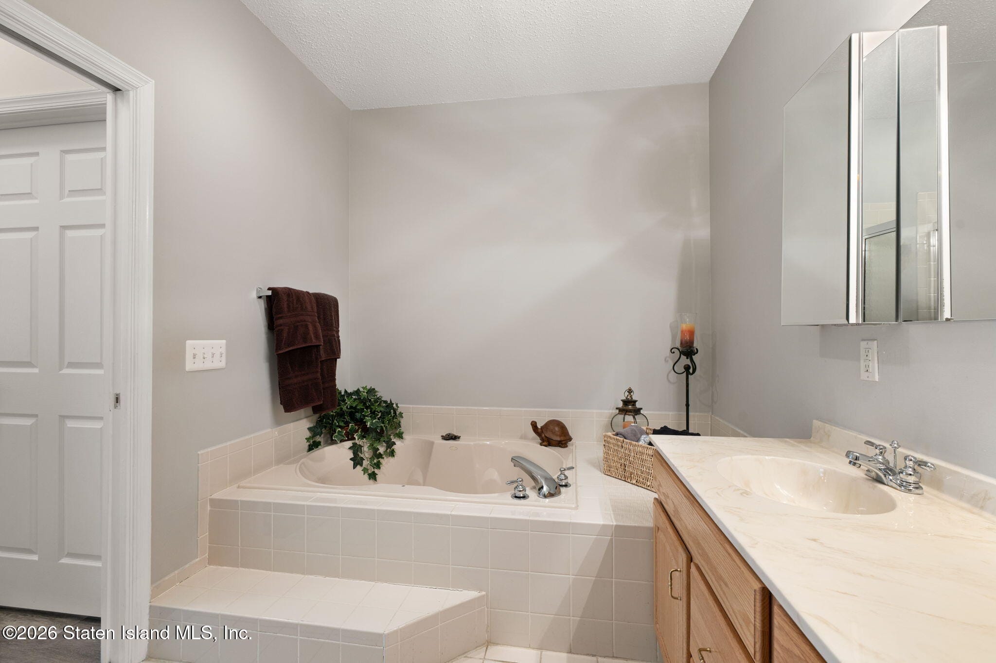 4 Wellington Place, Monroe Township, NJ, 08831 image 26