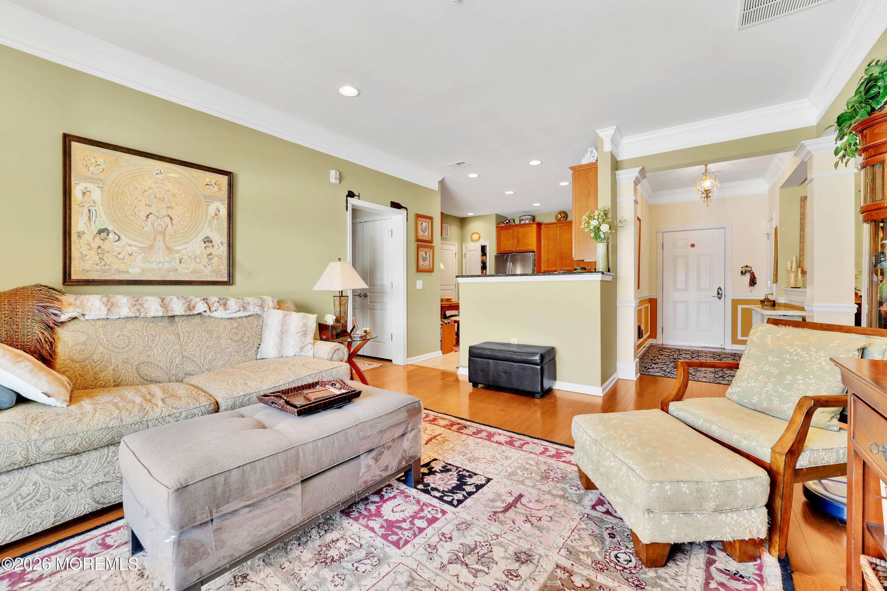 1118 Warren Way Image 3