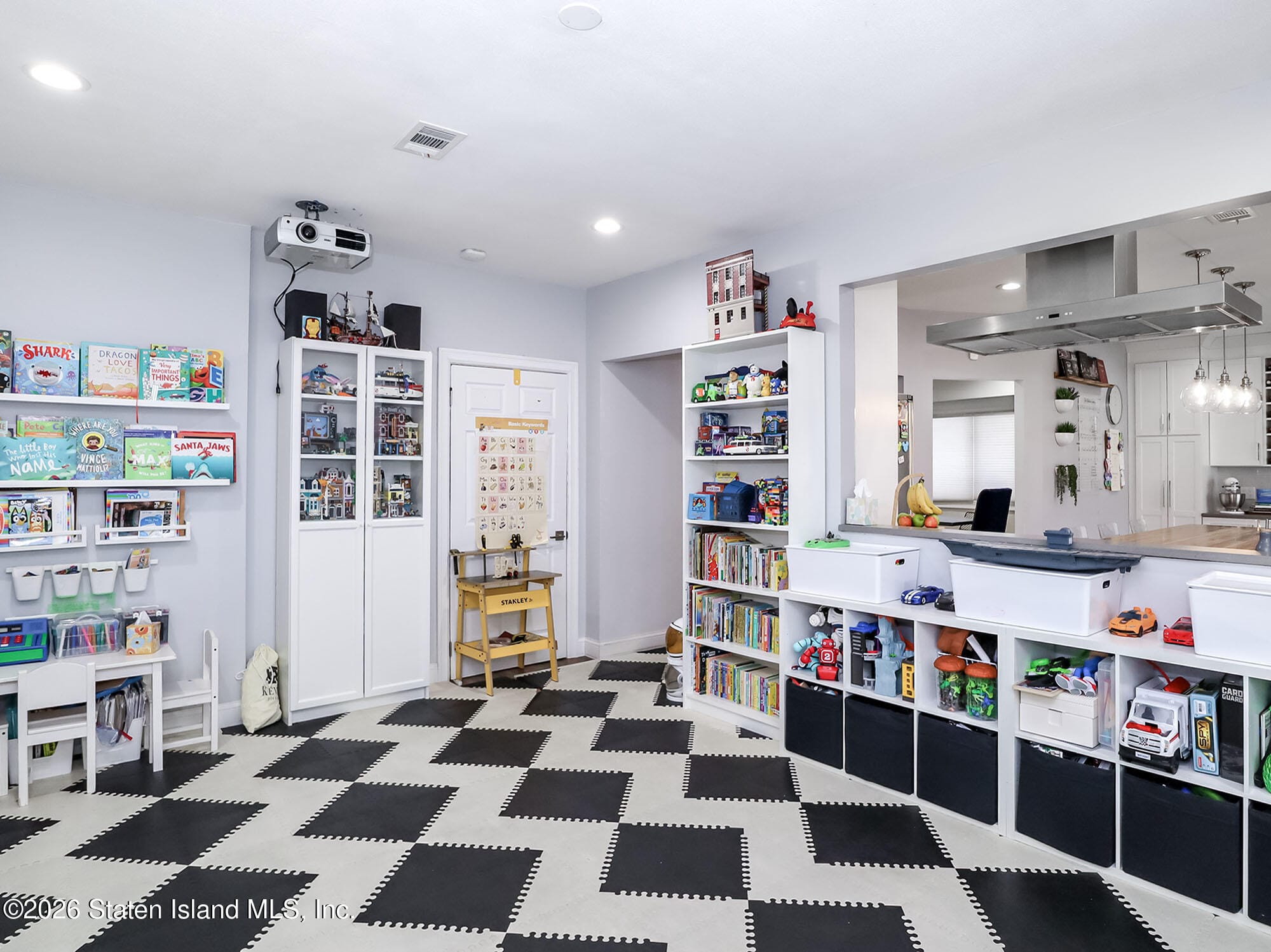 395 Chelsea Street, Staten Island, NY, 10307 image 14