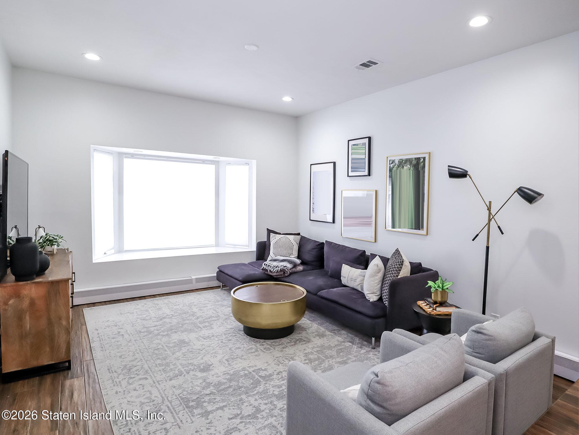 395 Chelsea Street Image 4