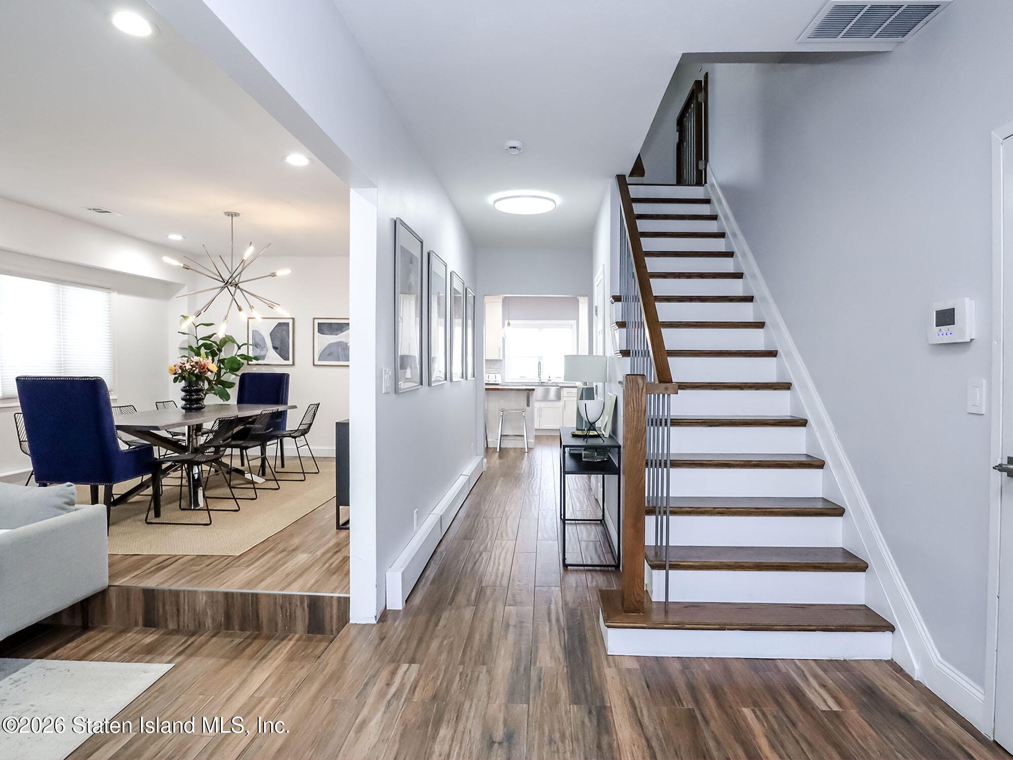 395 Chelsea Street Image 3