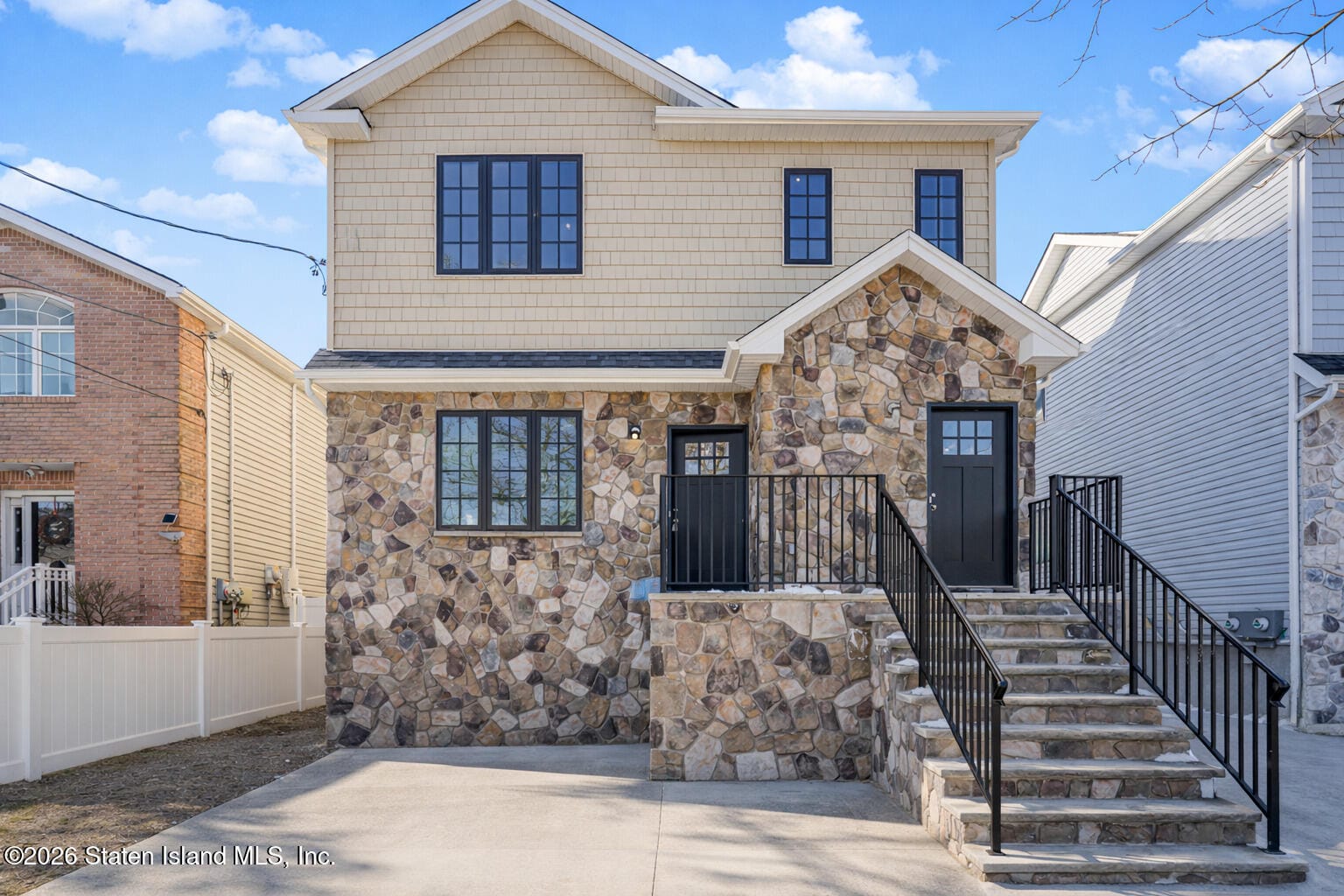 238 Cambridge Avenue Image 2