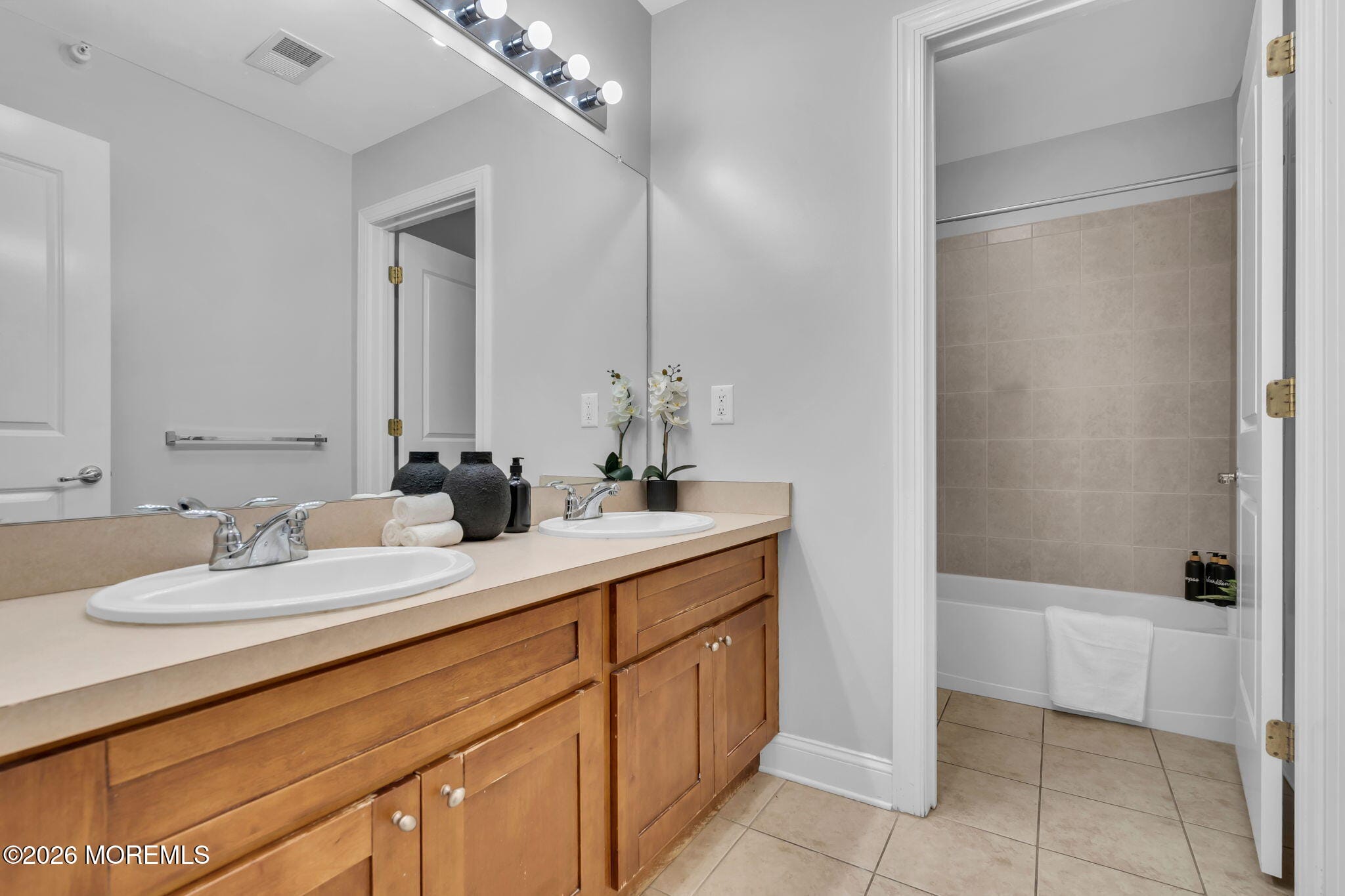 944 Madison Avenue, Lakewood, NJ, 08701 image 45