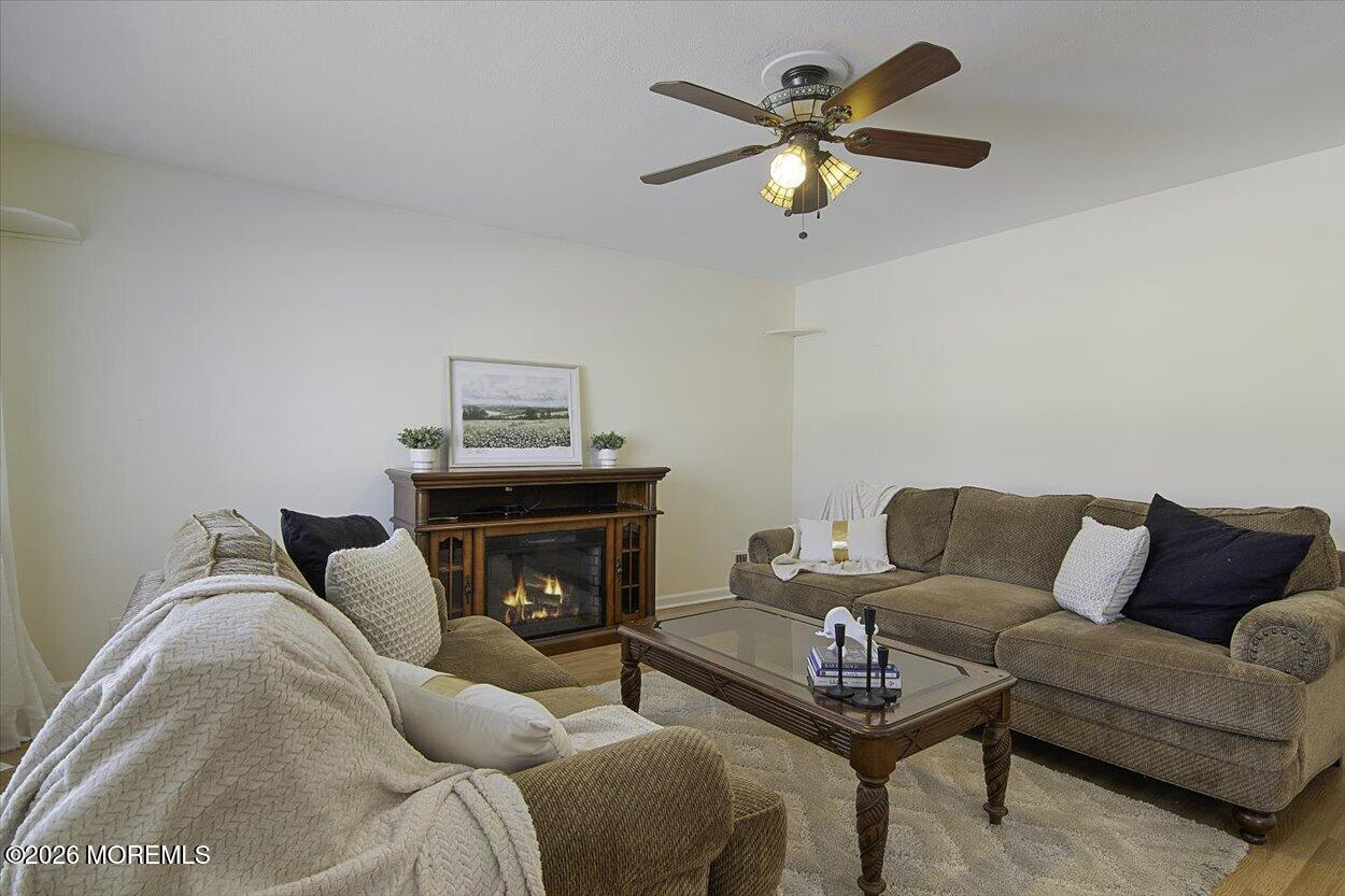 19 Walker Avenue Image 4