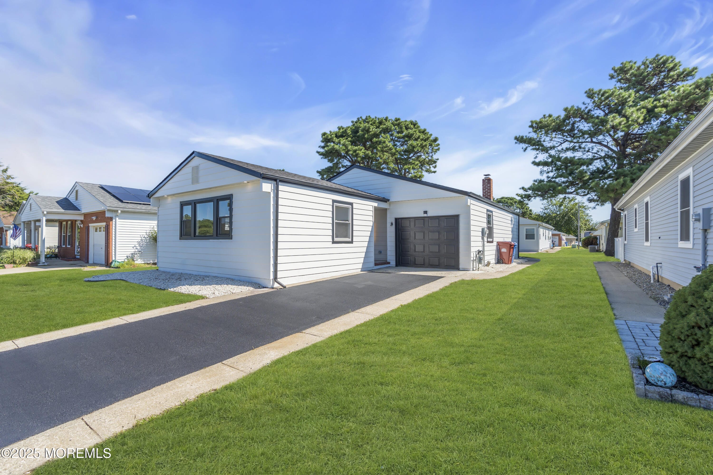 143 Davenport Road Image 3