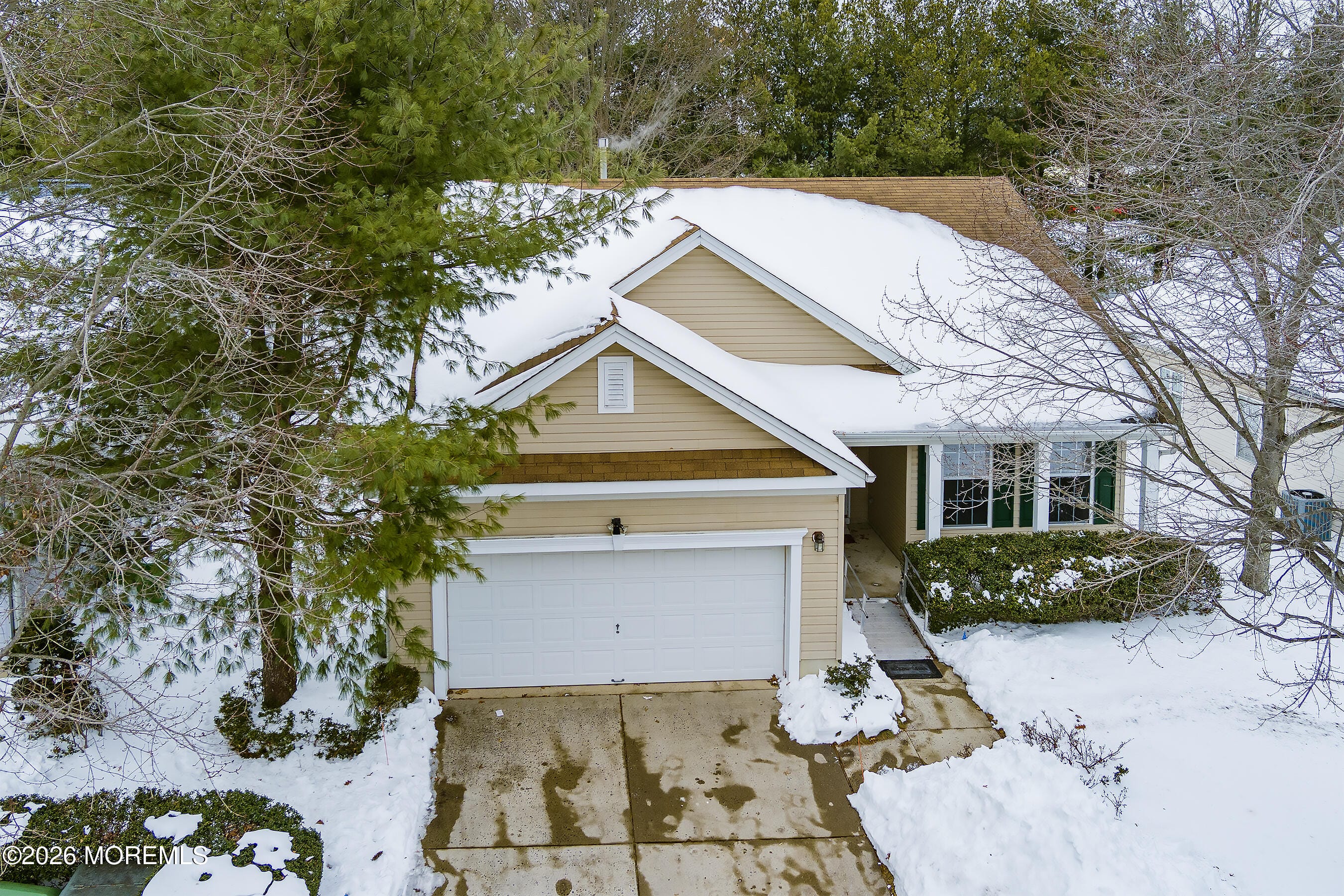 42 Tall Pines Drive Image 3