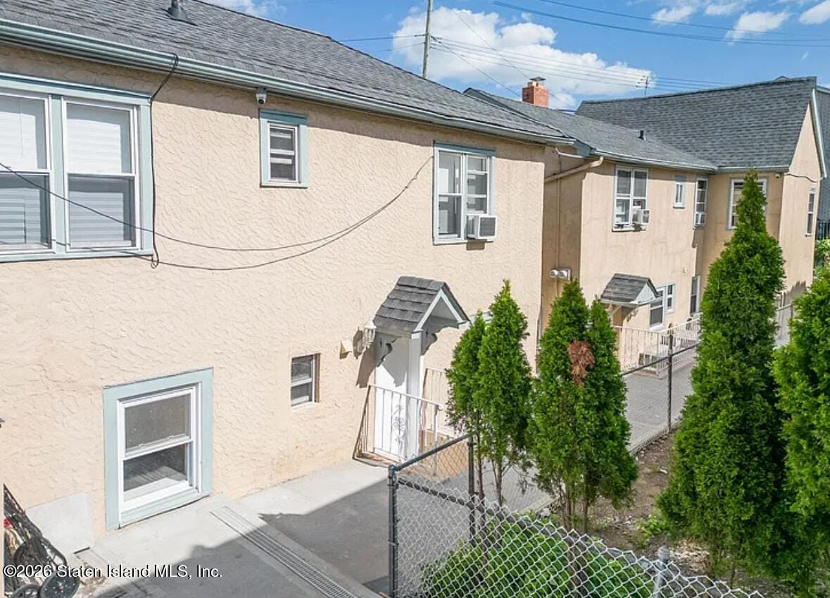 26 Robin Road Image 2