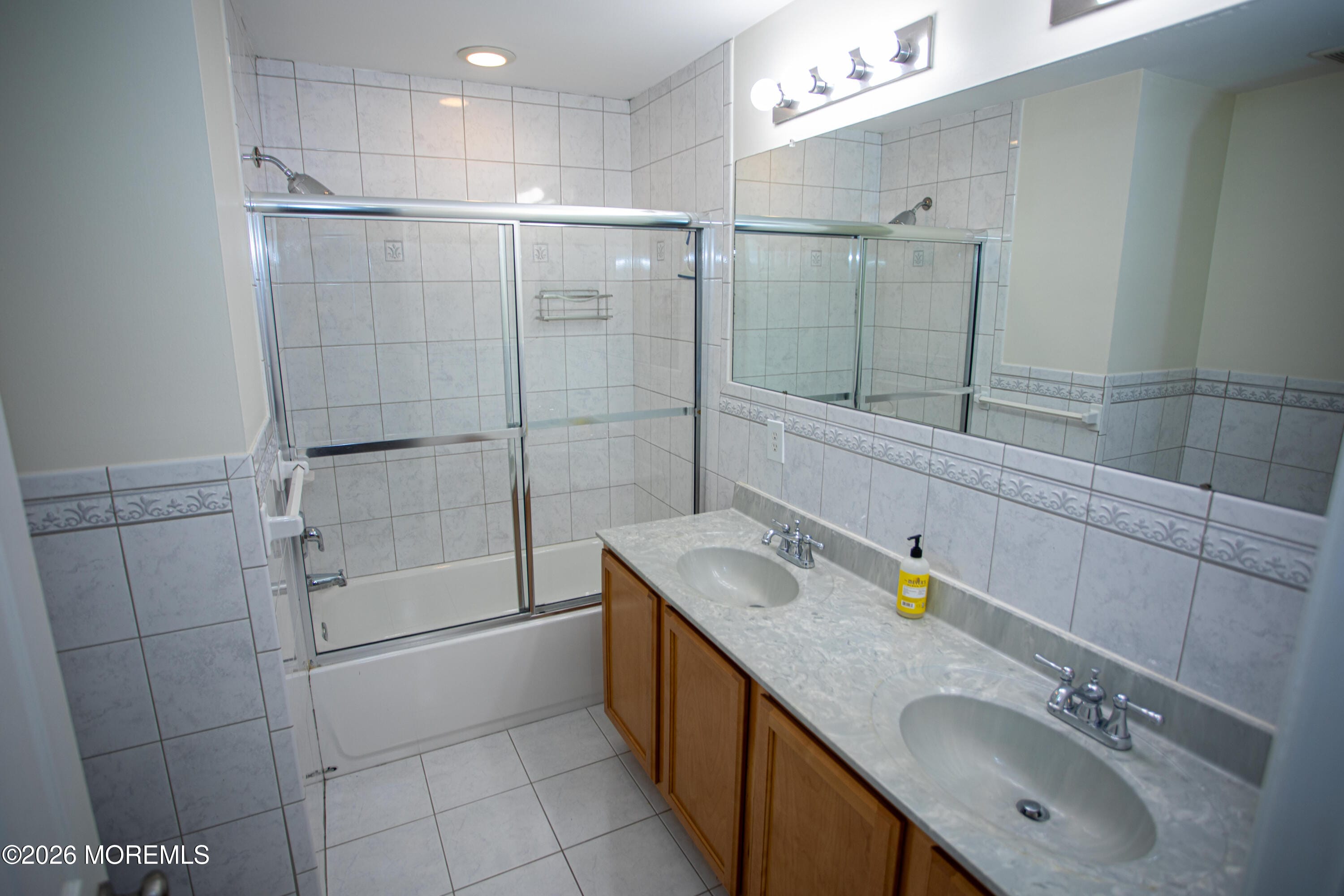 124 Adamecs Way 25, South Amboy, NJ, 08879 image 21