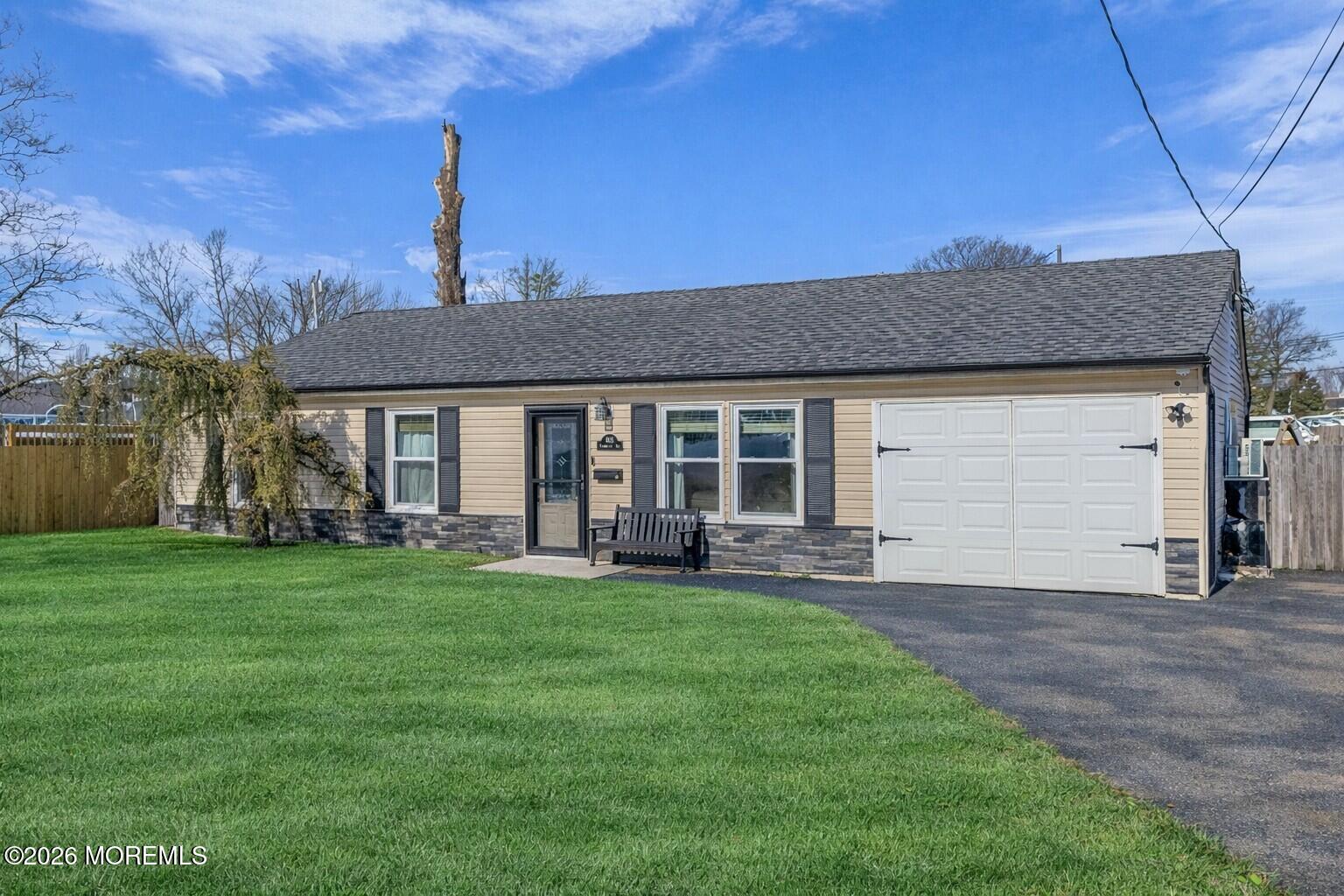 805 Cambridge Avenue Image 3