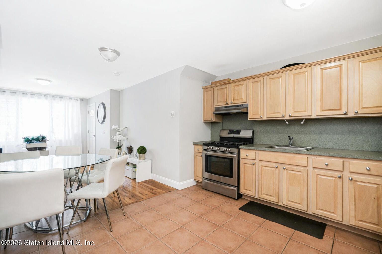 35 Clifton Avenue Image 5