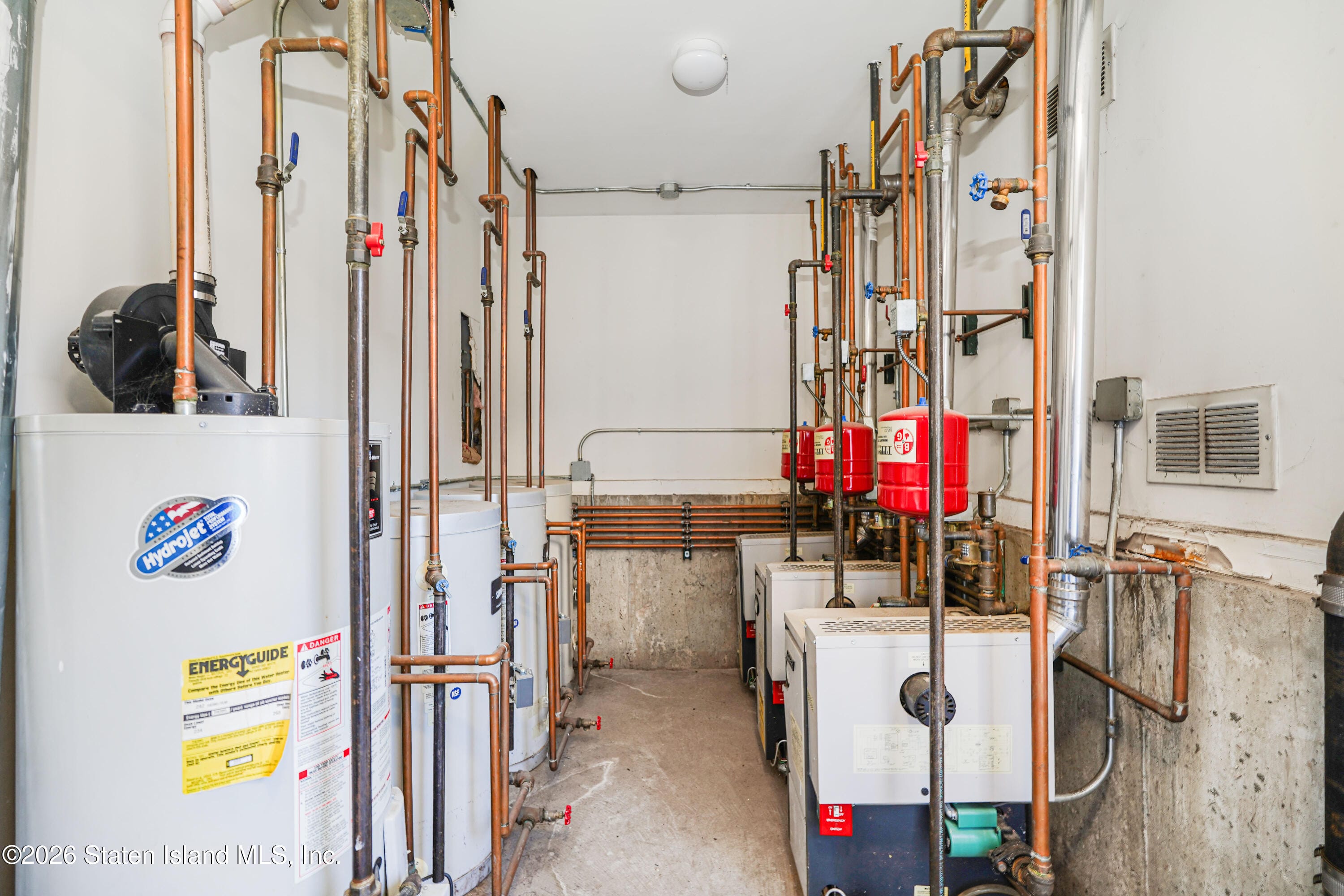 37 Clifton Avenue, Staten Island, NY, 10305 image 11