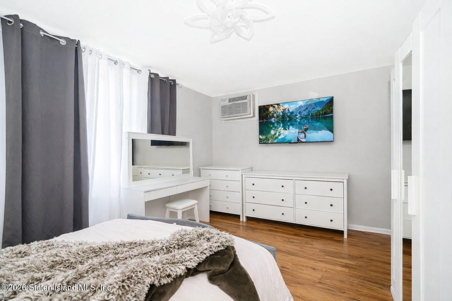 37 Clifton Avenue, Staten Island, NY, 10305 image 8