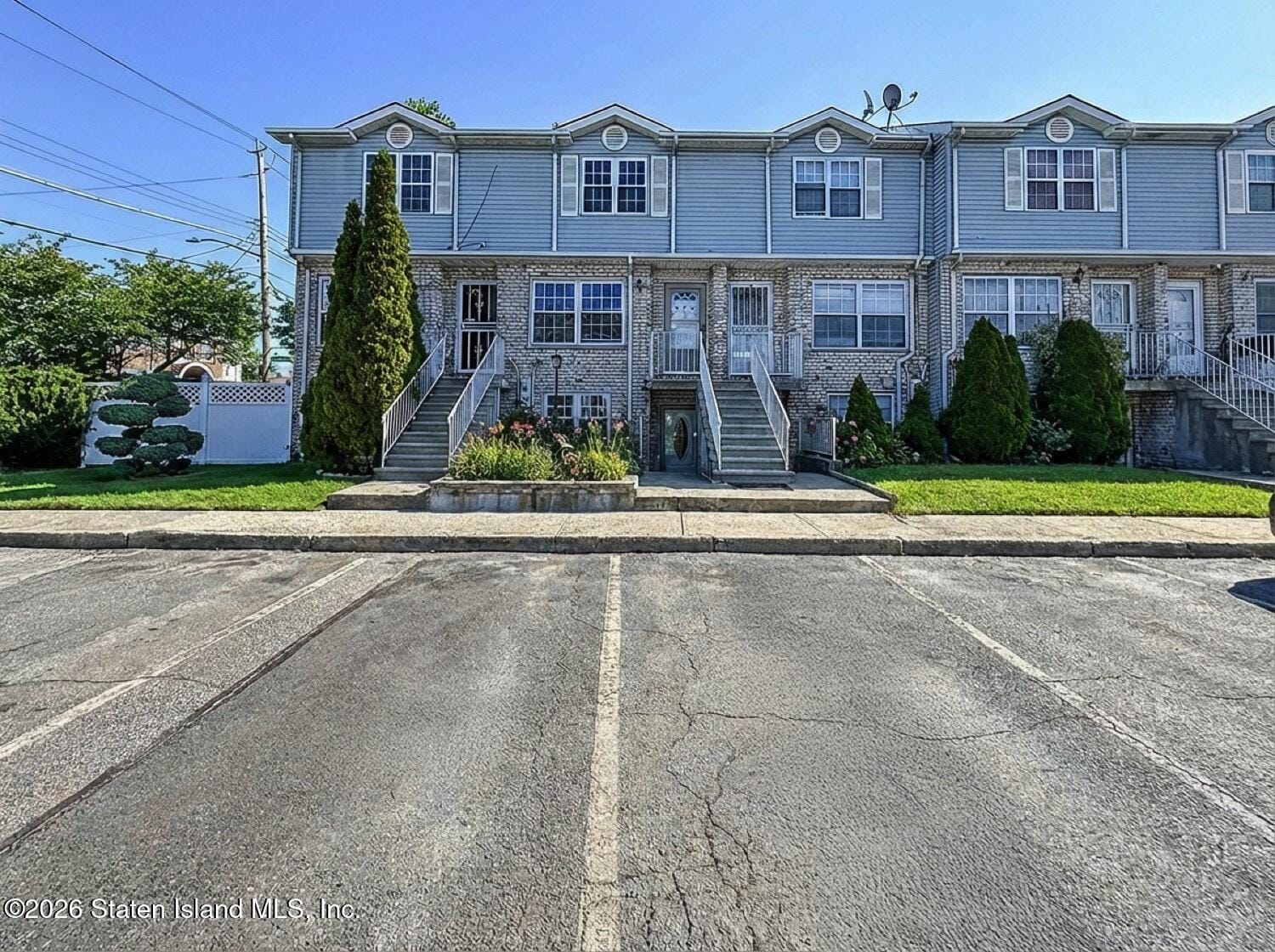 242 Pond Way, Staten Island, NY, 10303