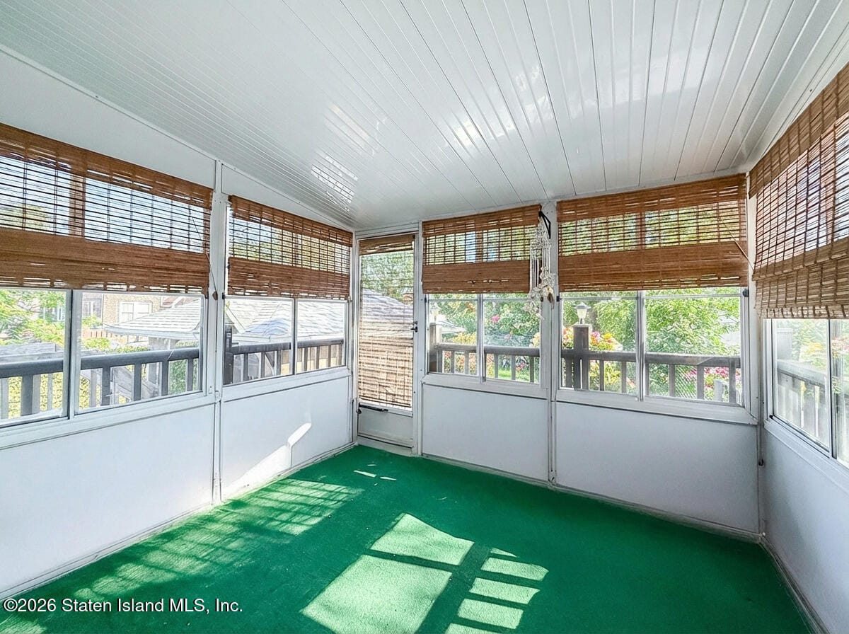 242 Pond Way, Staten Island, NY, 10303 image 26