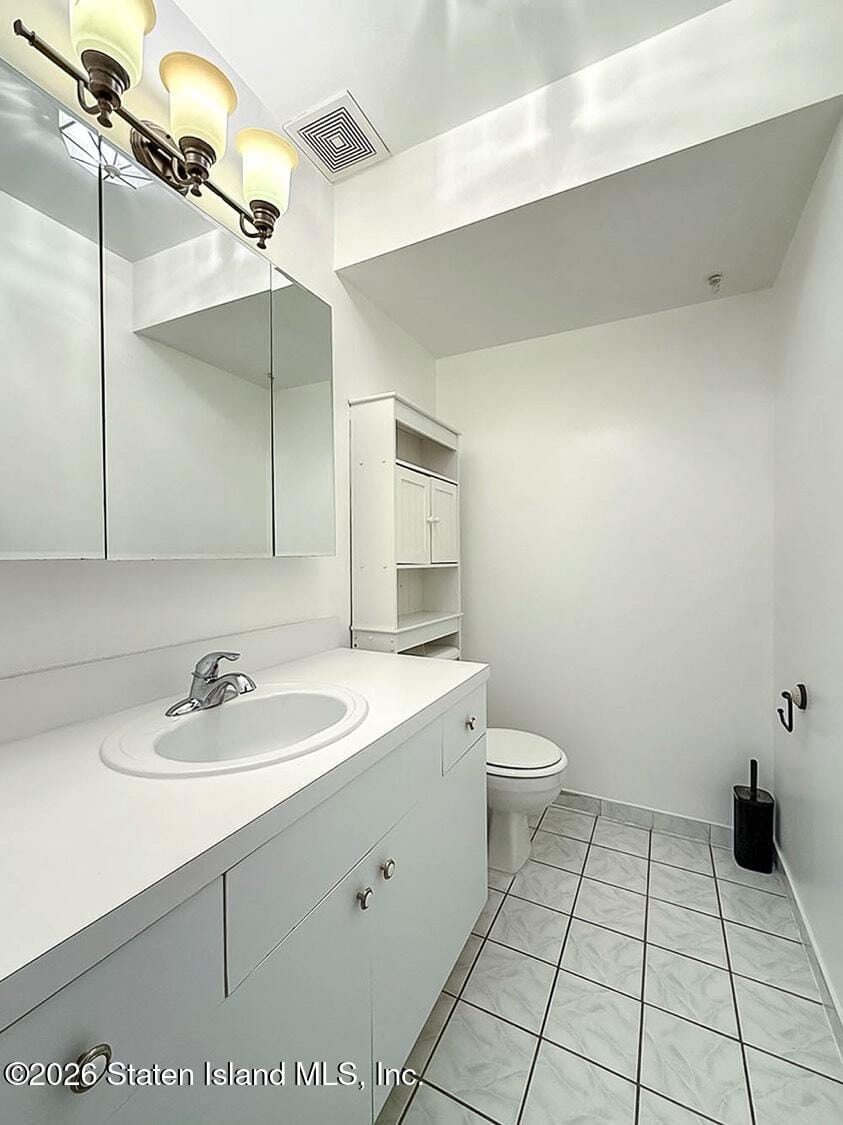 242 Pond Way, Staten Island, NY, 10303 image 13