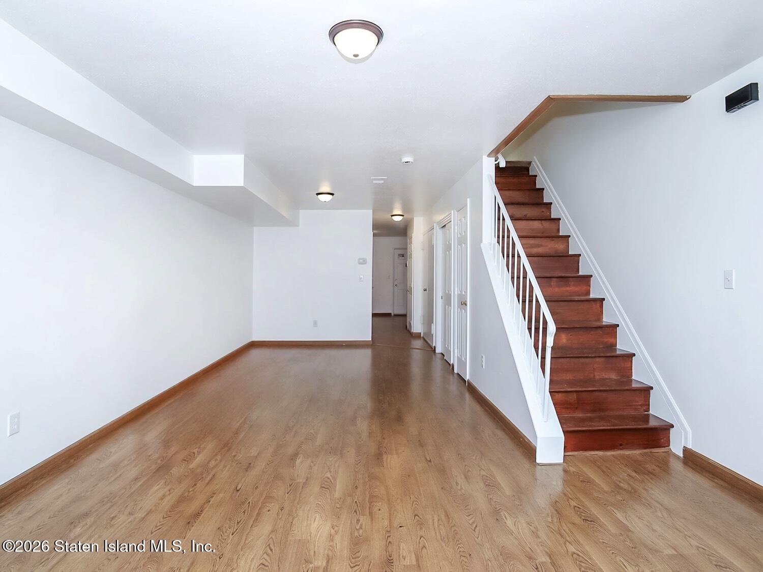 242 Pond Way, Staten Island, NY, 10303 image 6