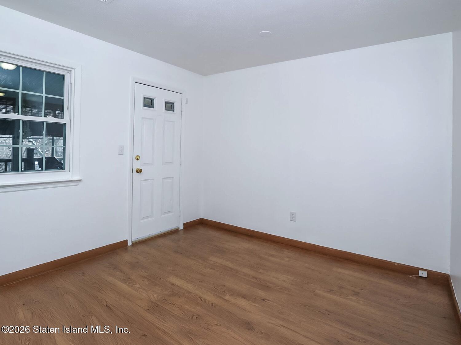 242 Pond Way, Staten Island, NY, 10303 image 11