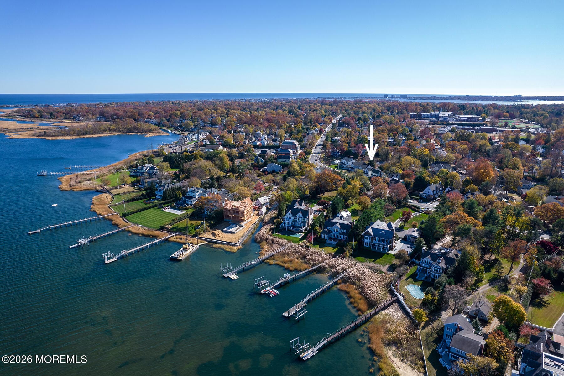 39 E River Road Image 2