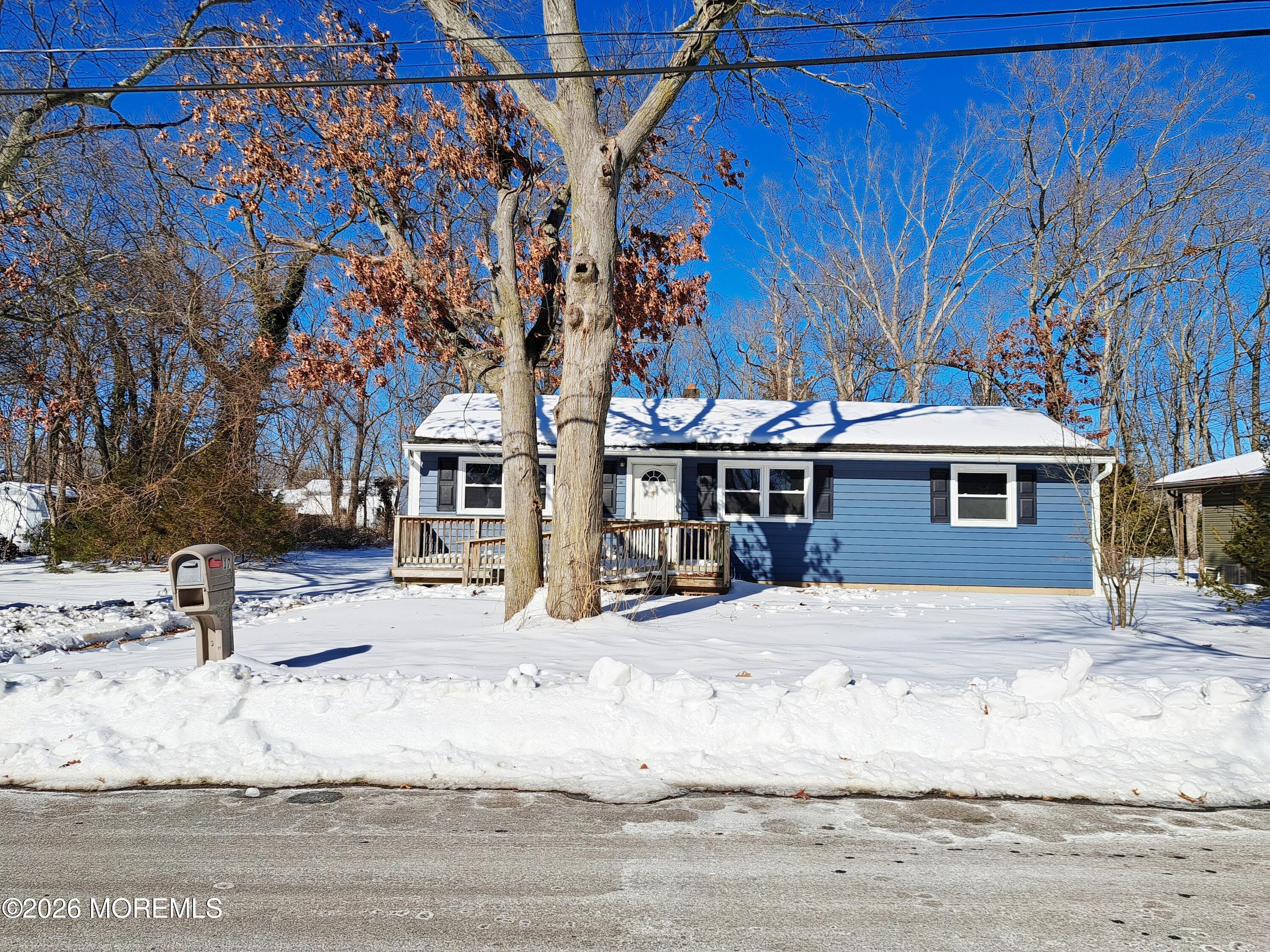 17 Clark Drive Image 2