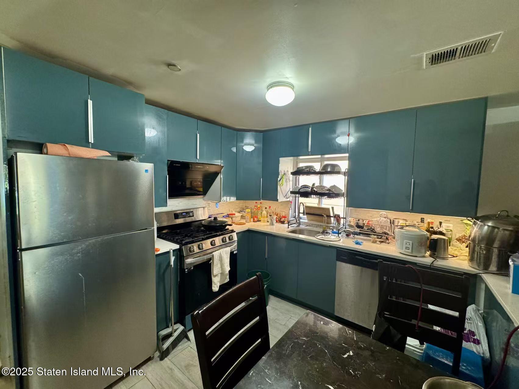 39 Bang Terrace Image 3