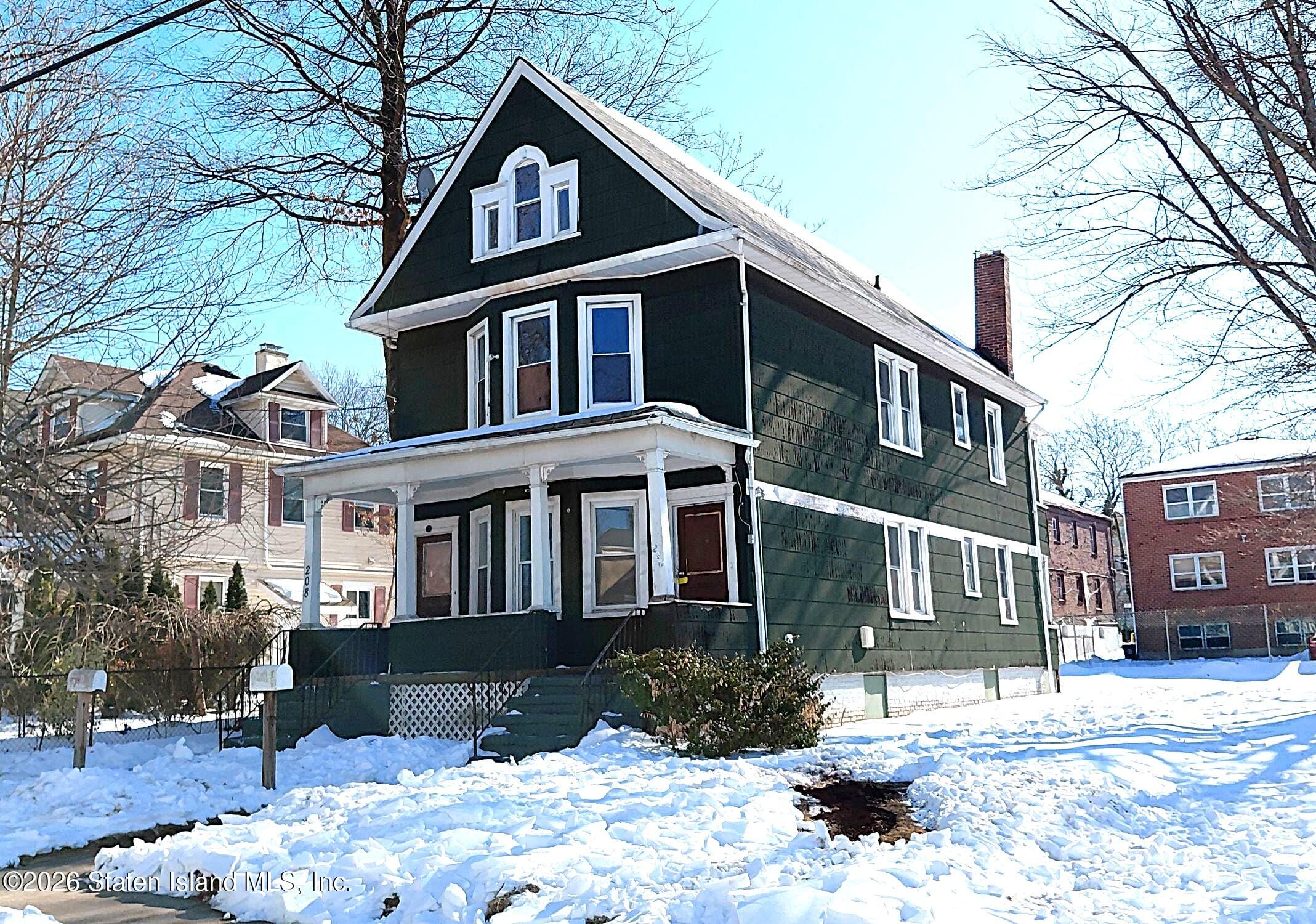 208 Myrtle Avenue, Staten Island, NY, 10310