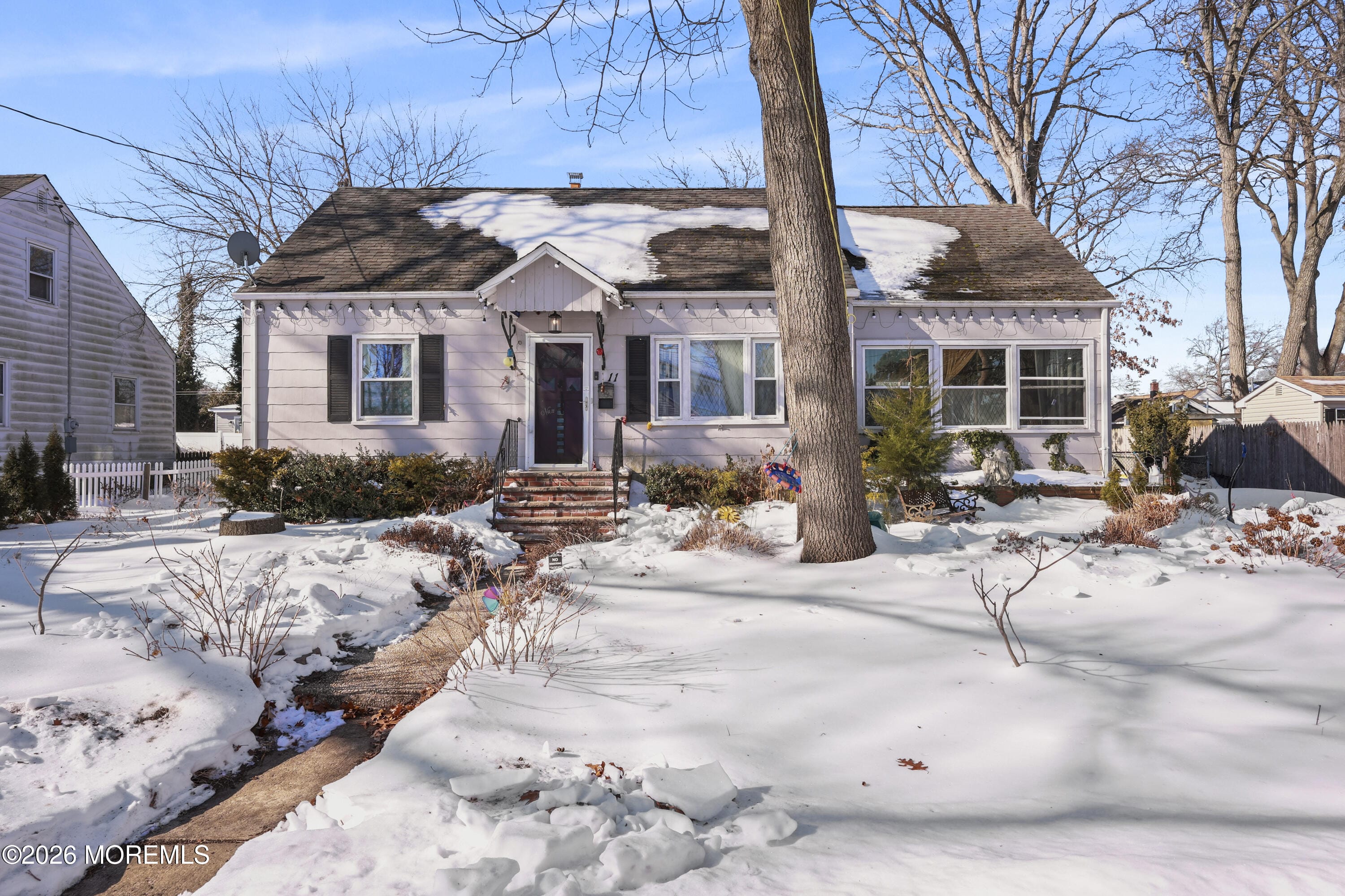 11 Poplar Avenue Image 2