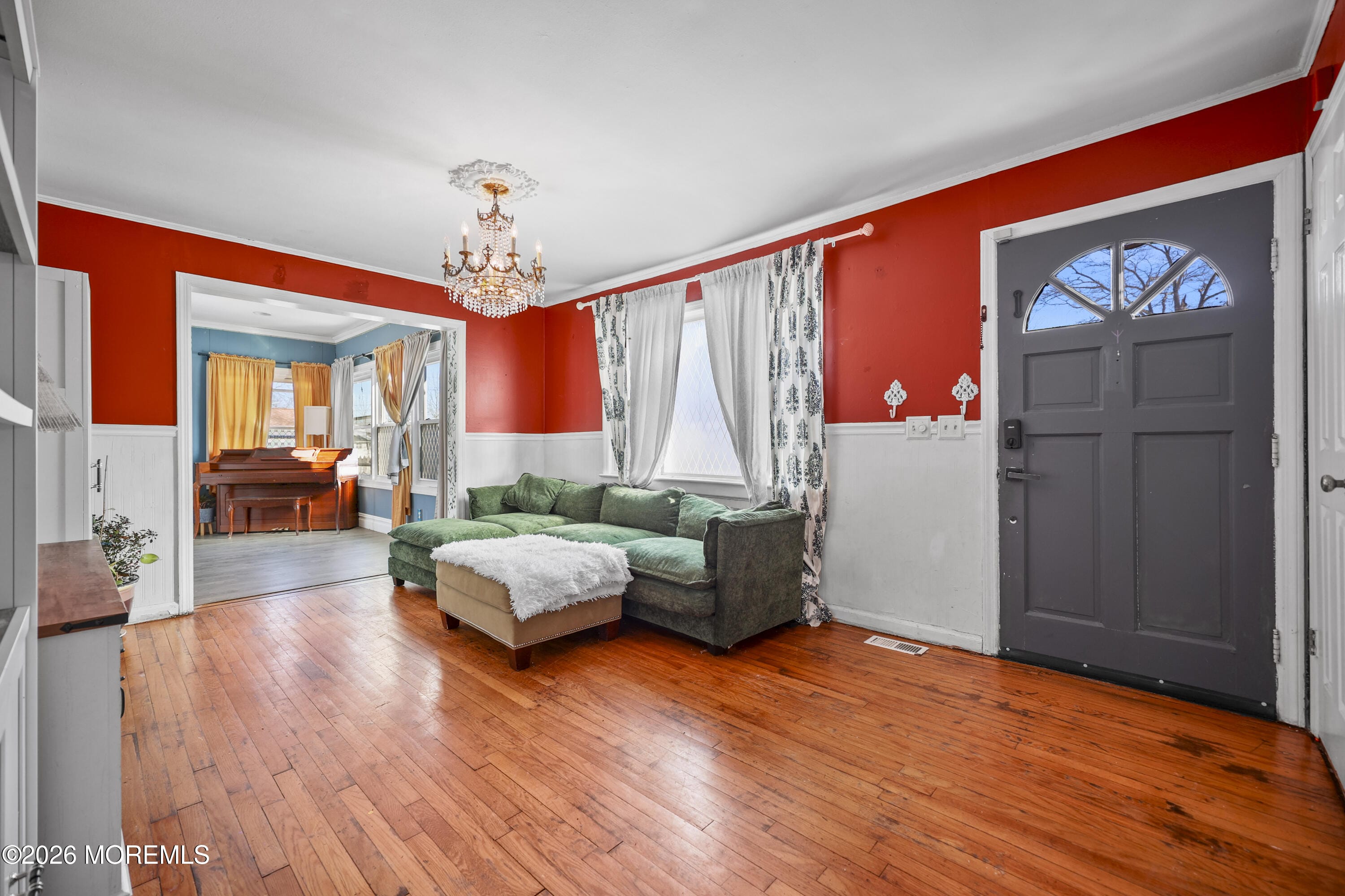 11 Poplar Avenue Image 4