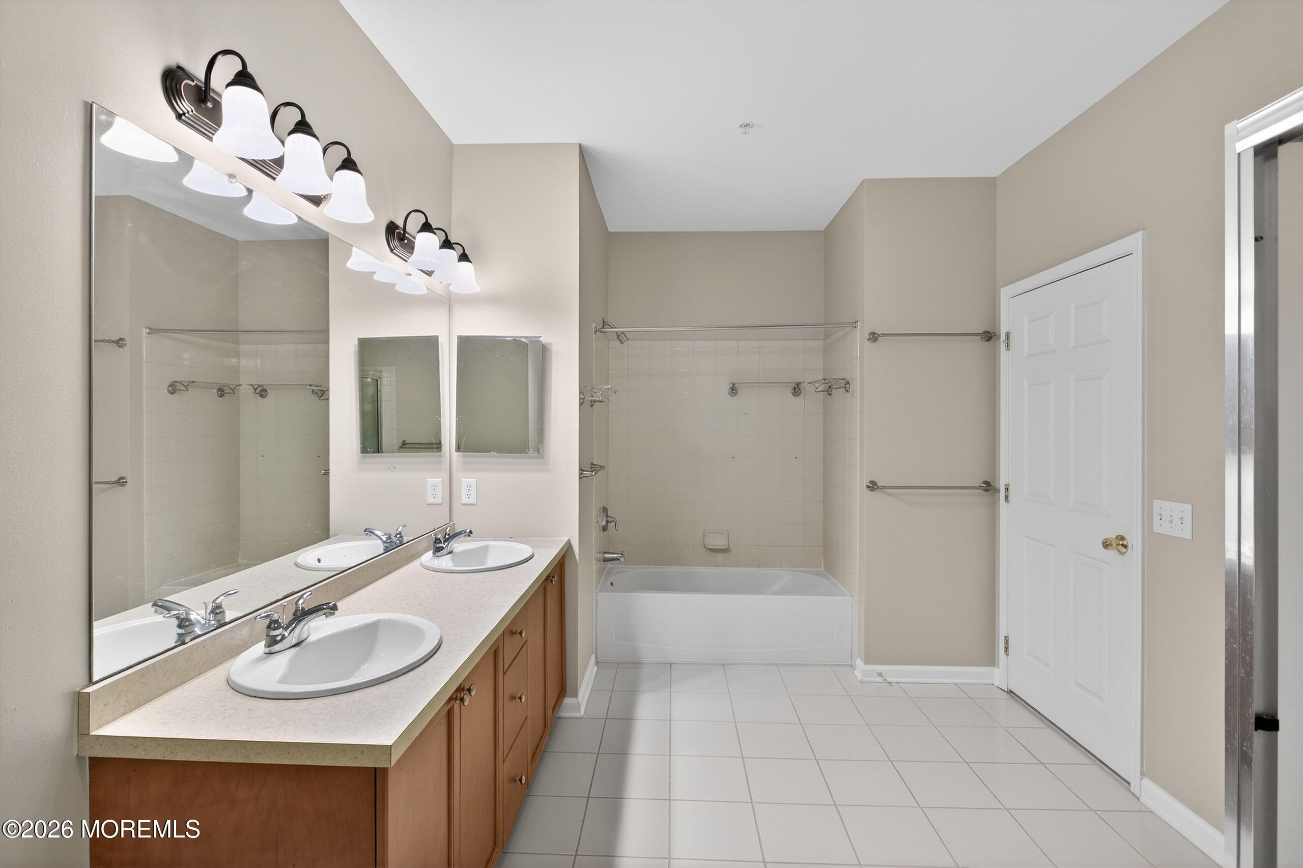 326 Sloan Court, Matawan, NJ, 07747 image 18