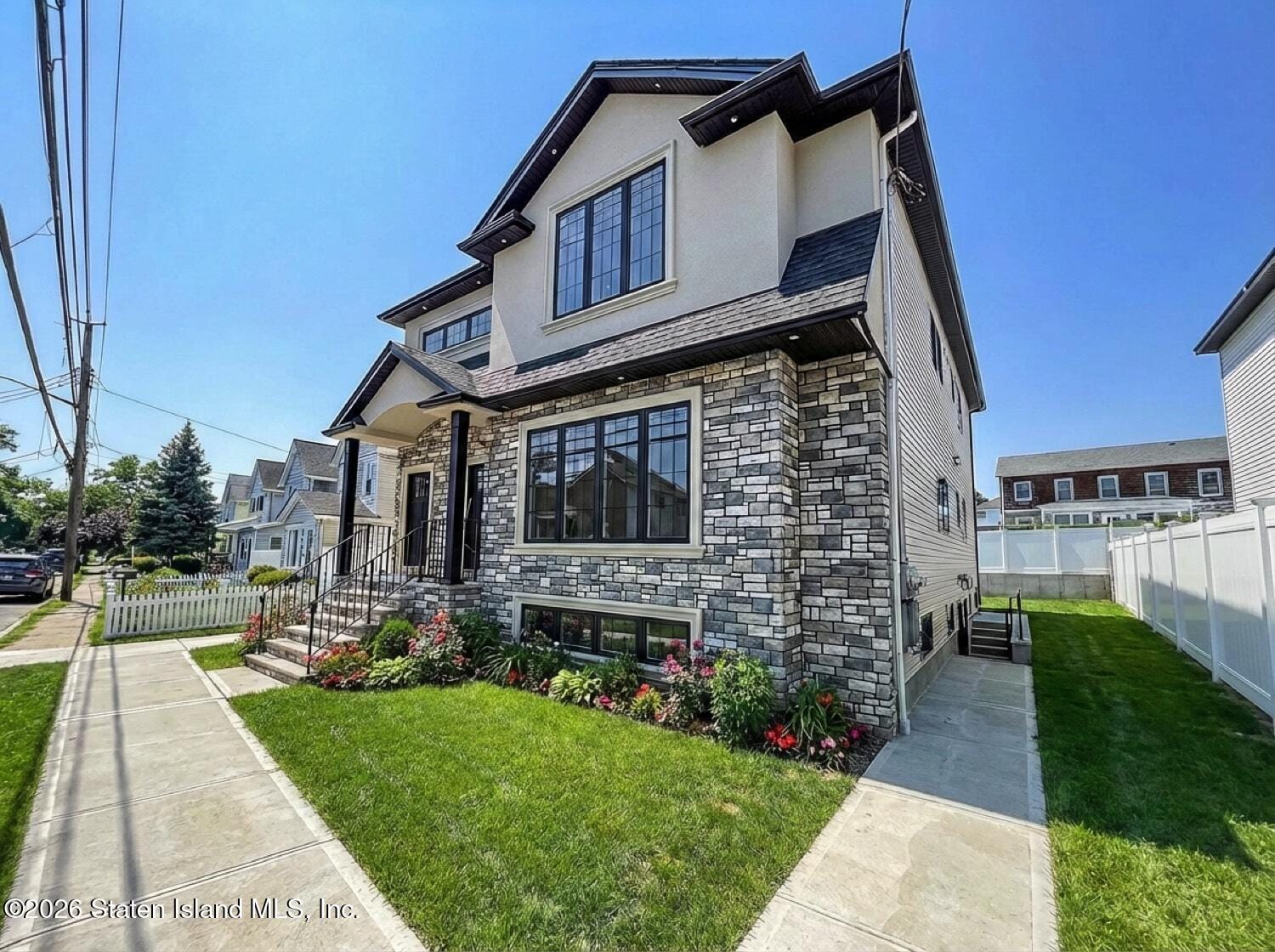 86 Sprague Avenue Image 3