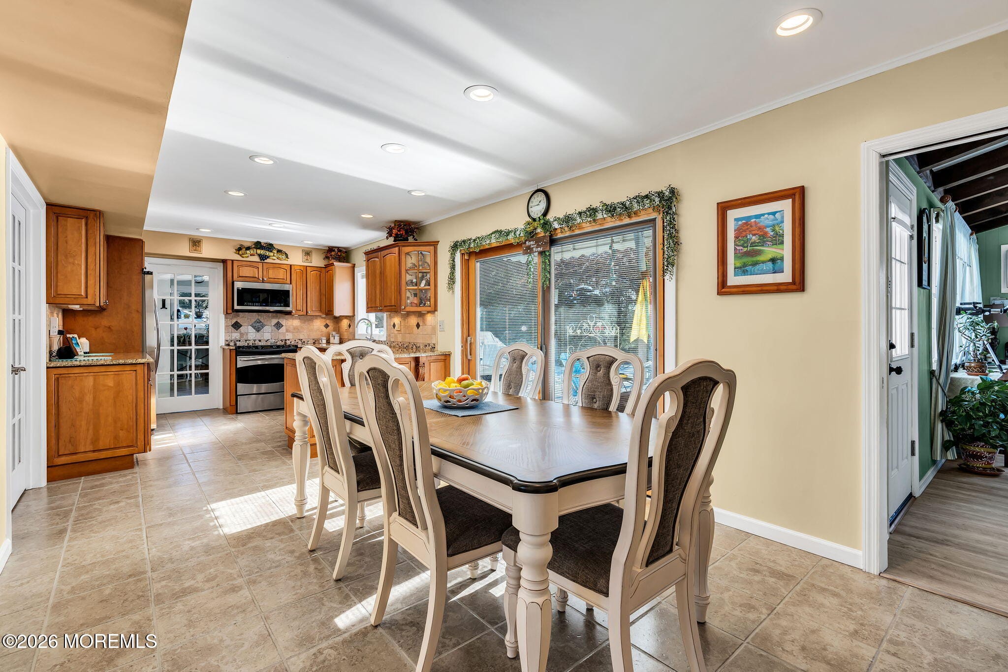 72 Idlebrook Lane, Aberdeen, NJ, 07747 image 22