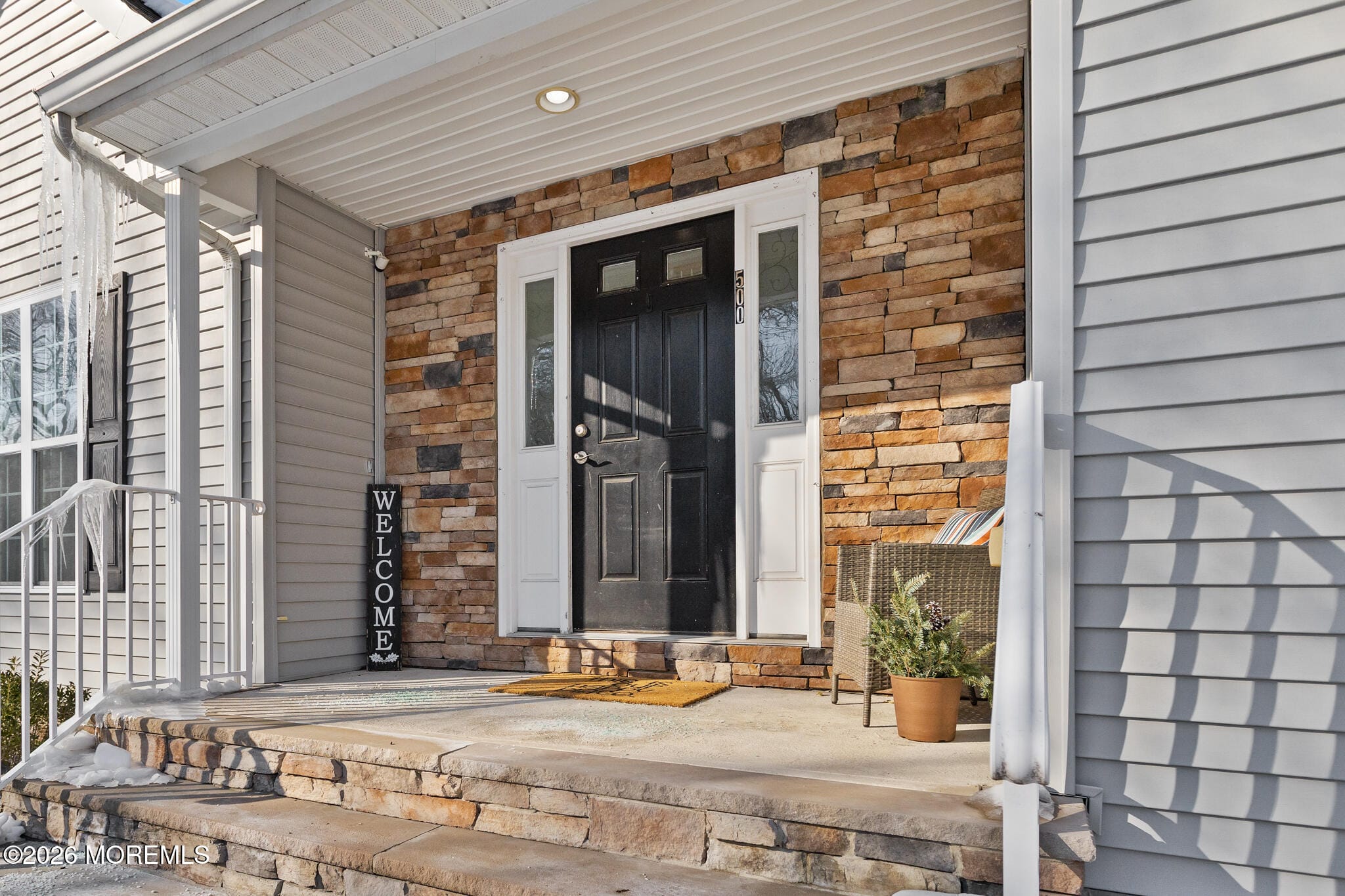 500 W Farms Road Image 2