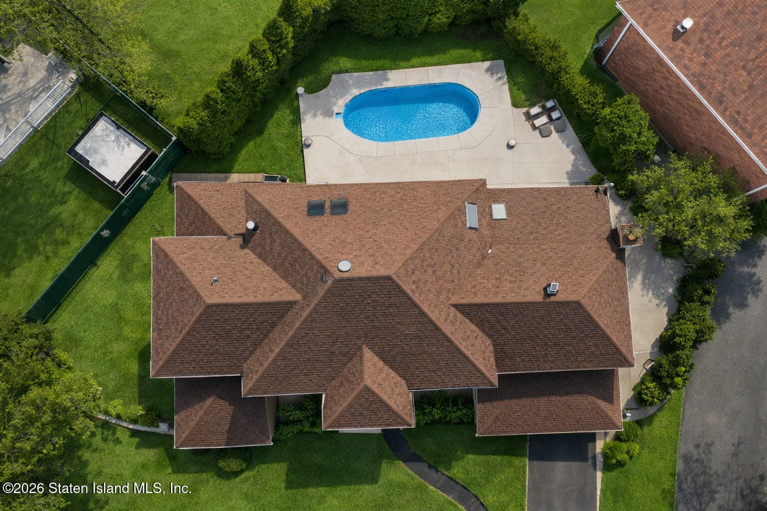 195 Vail Avenue Image 3