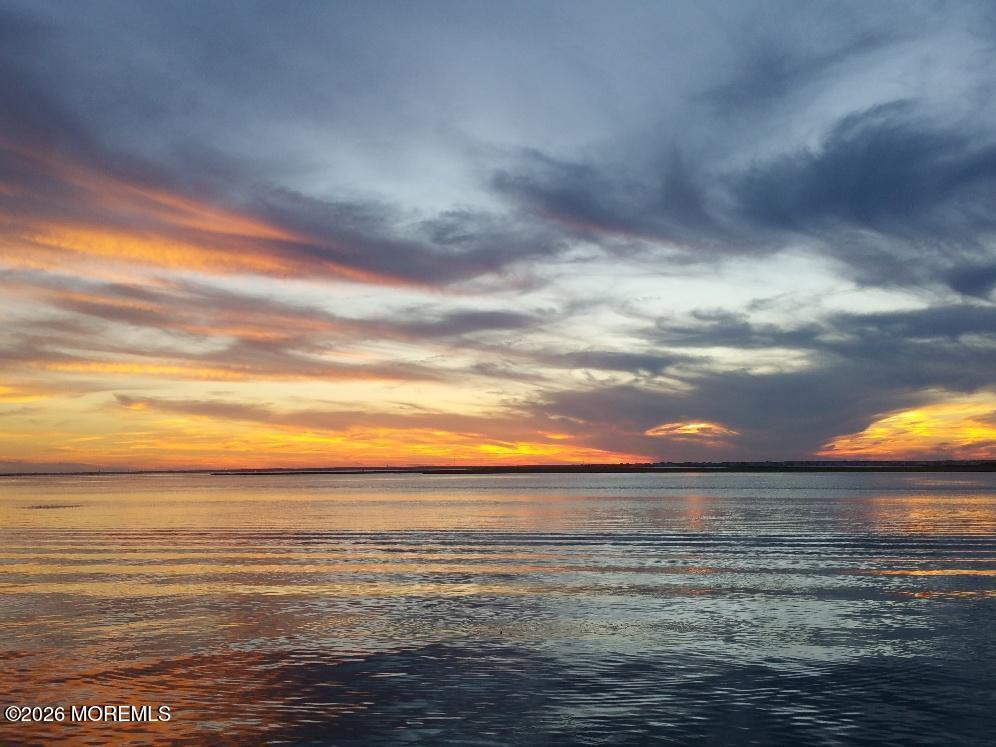 1078 Treasure Avenue Image 2