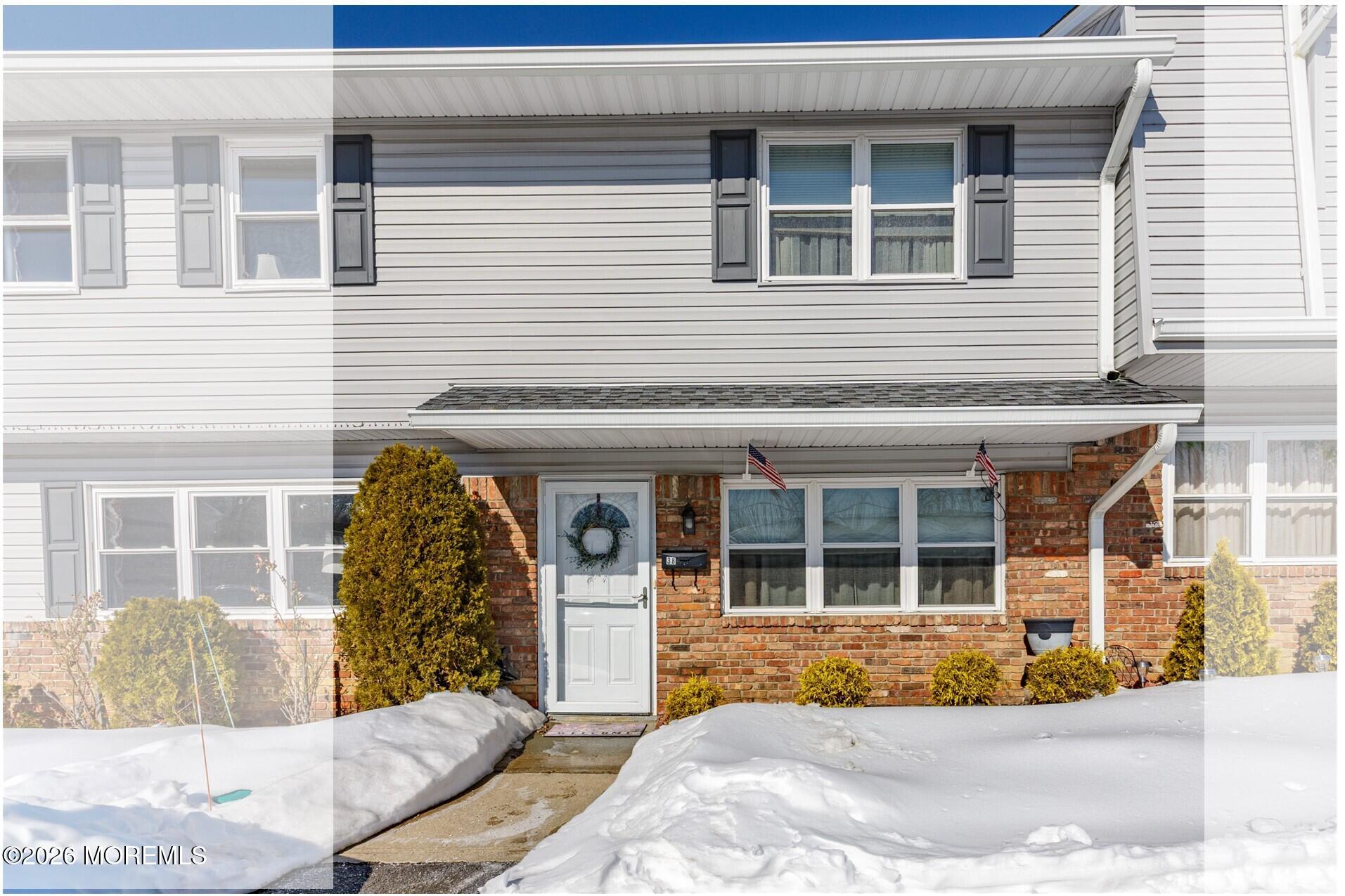 38 Galewood Drive 647 Image 3