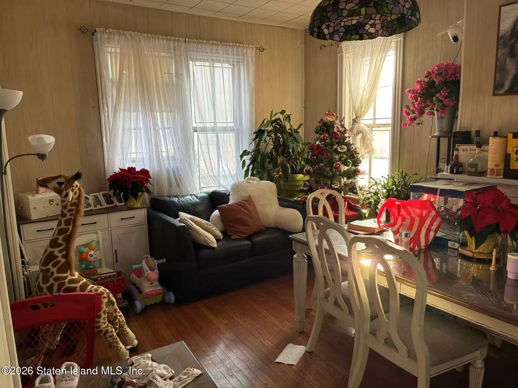 324 Taylor Street Image 5