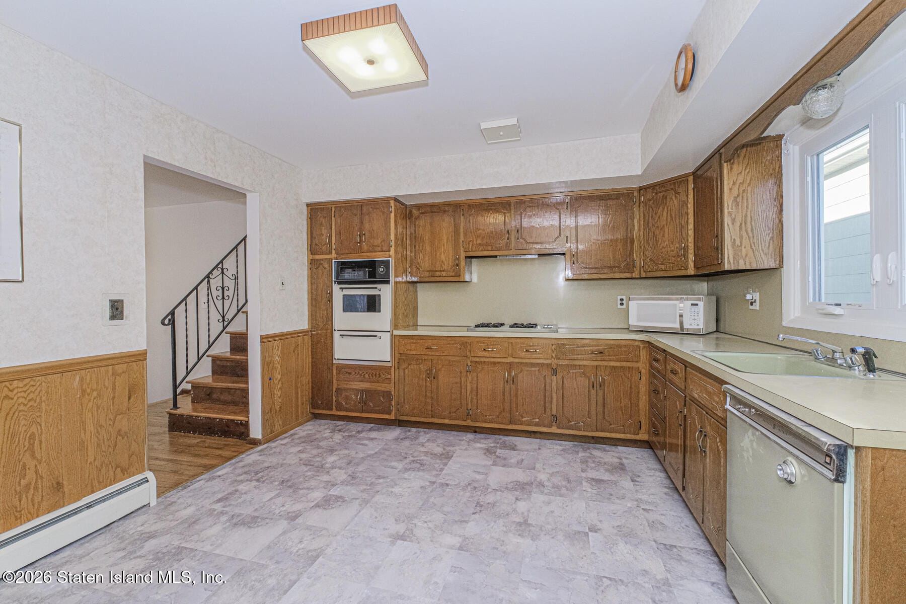 27 Edgegrove Avenue, Staten Island, NY, 10312 image 11