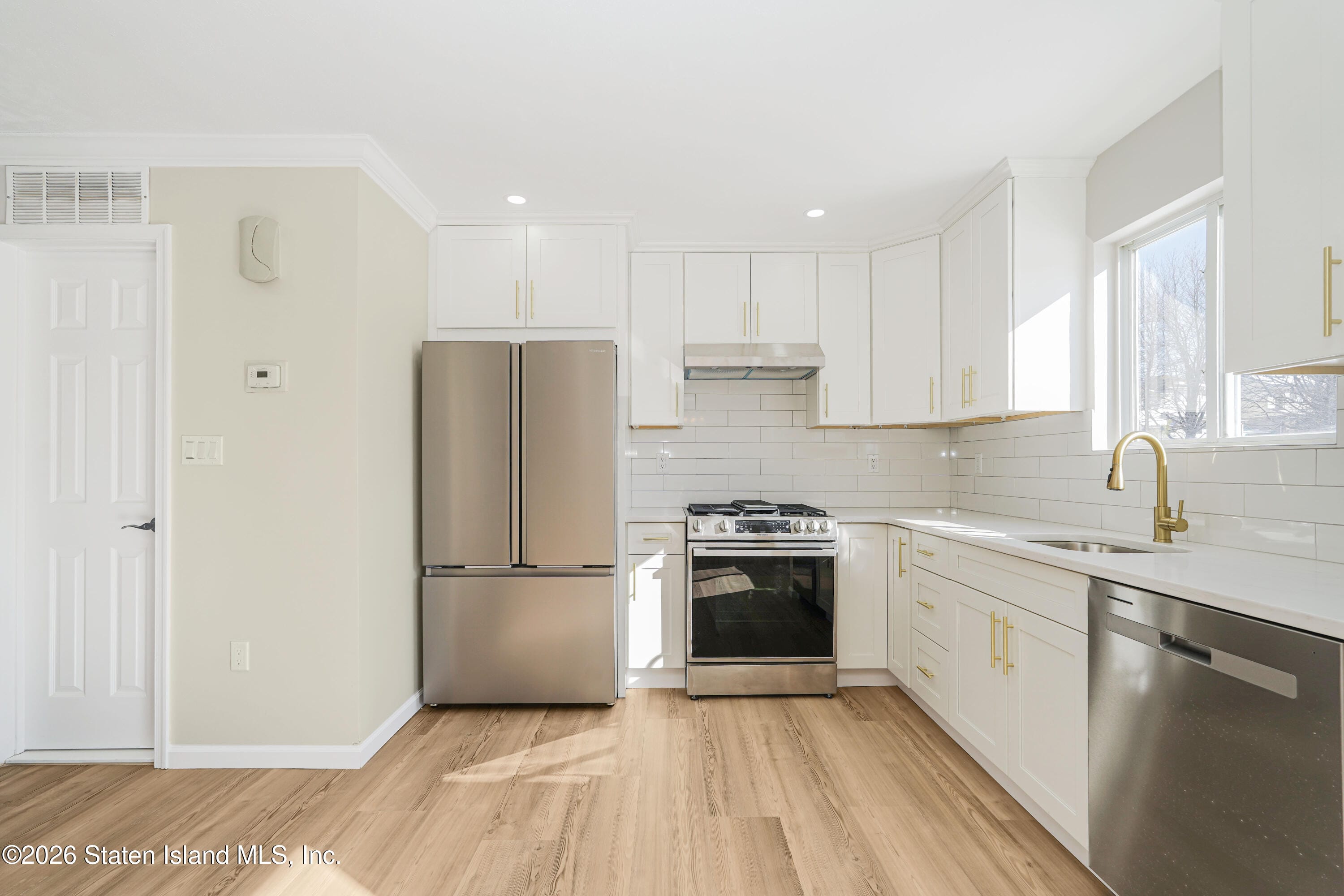 46 Bianca Court, Staten Island, NY, 10312 image 16