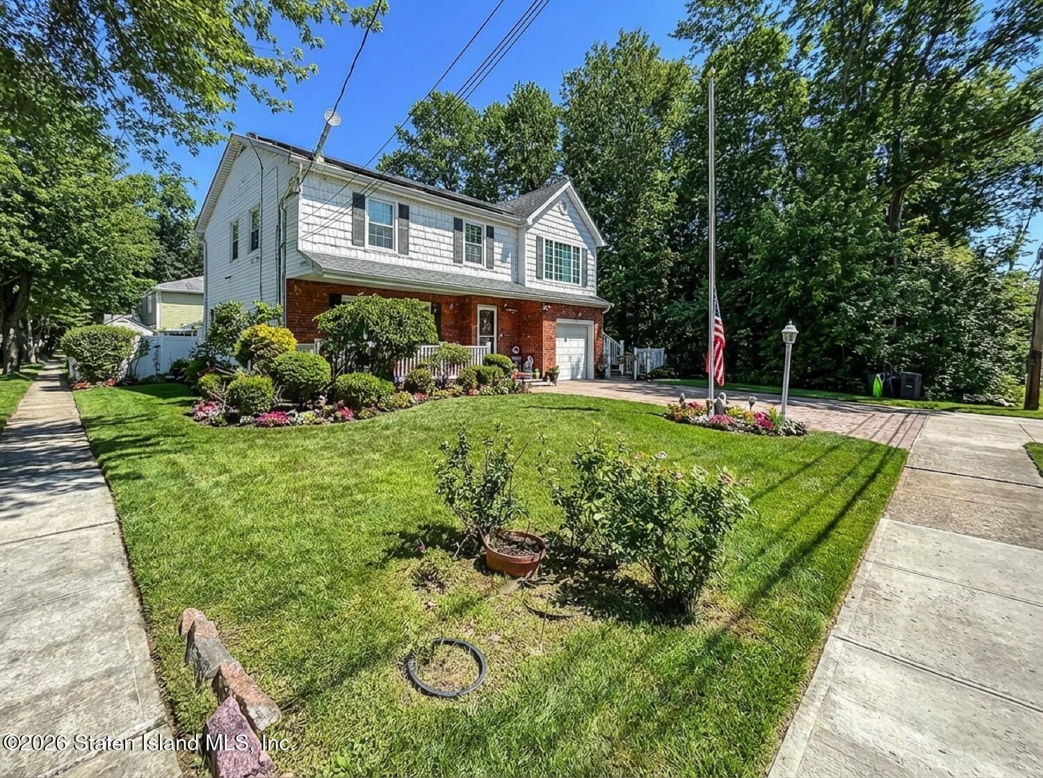 69 Stecher Street Image 2