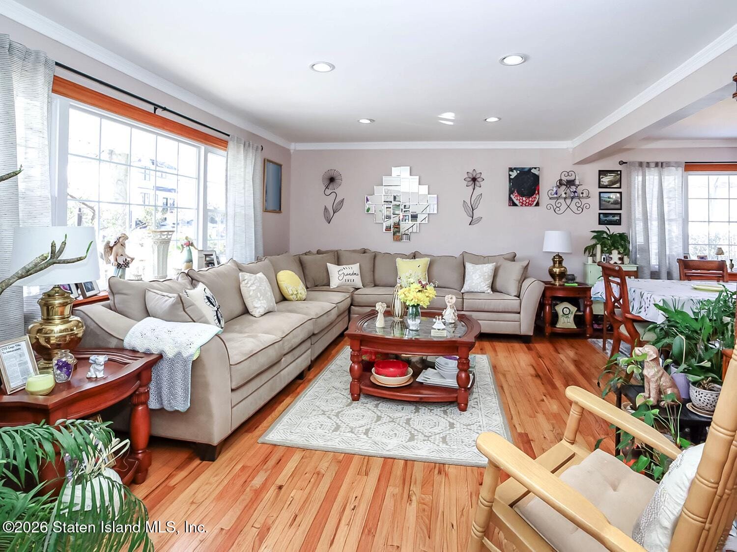 69 Stecher Street Image 4