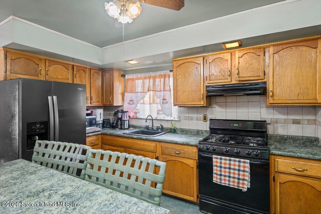 209 Regis Drive Image 5