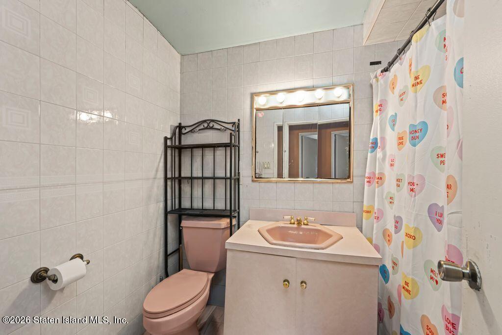 209 Regis Drive, Staten Island, NY, 10314 image 13