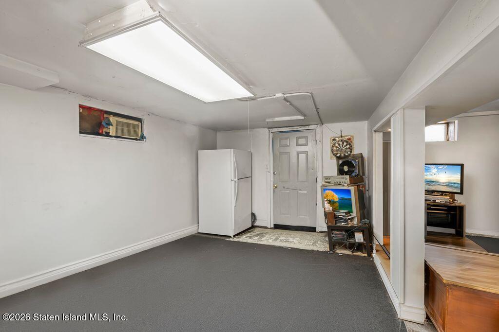 209 Regis Drive, Staten Island, NY, 10314 image 14