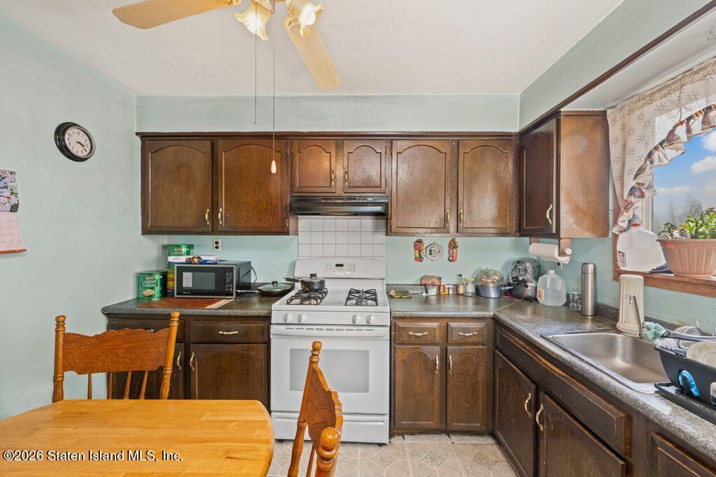 209 Regis Drive, Staten Island, NY, 10314 image 17