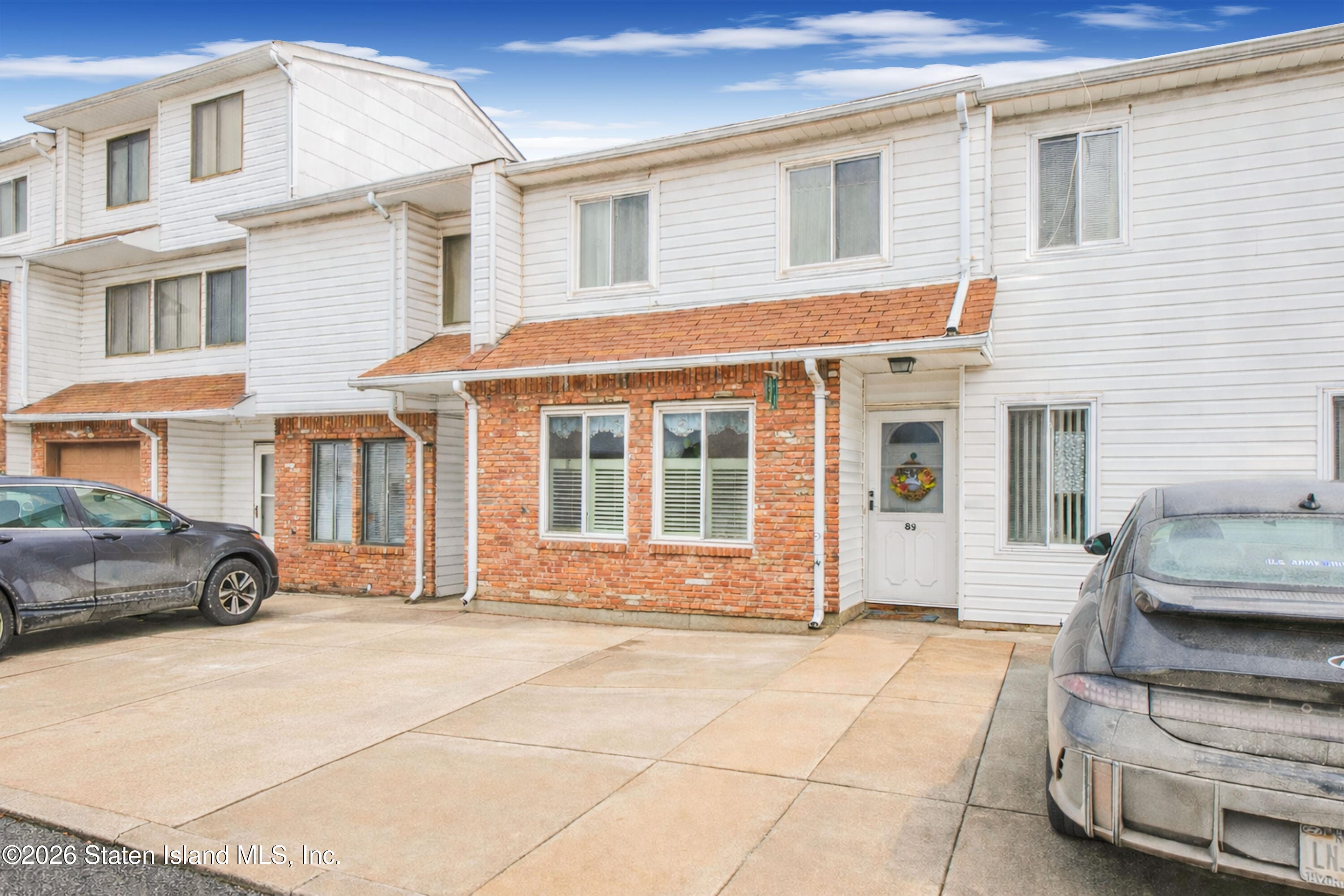 89 Country Drive Image 2