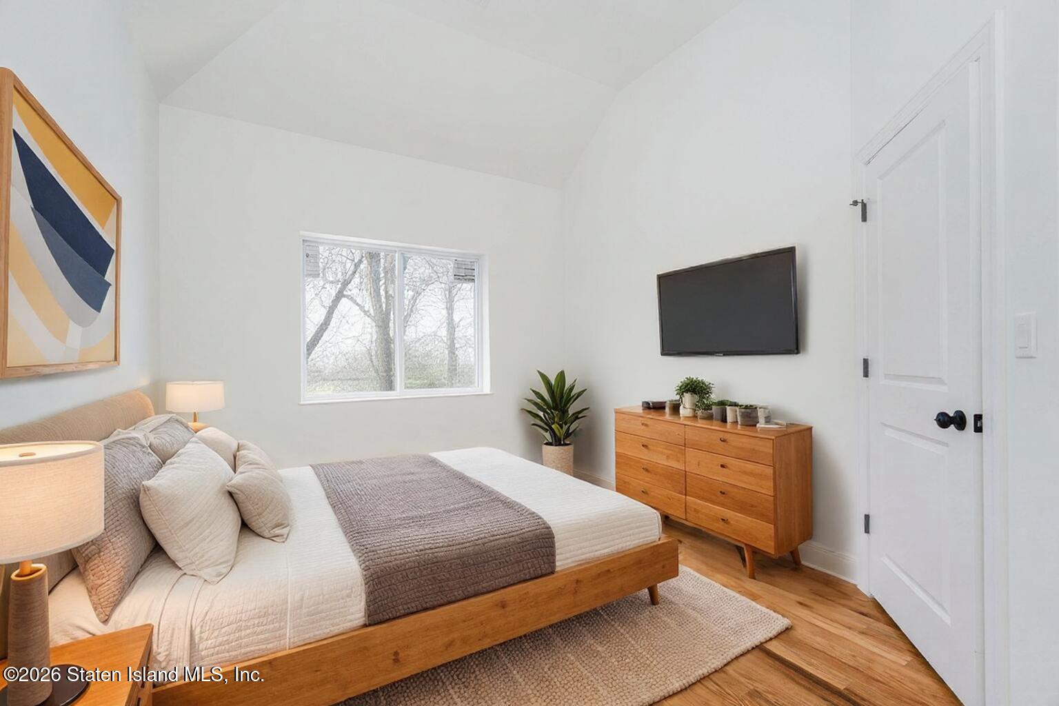 28 Shaughnessy Lane, Staten Island, NY, 10305 image 11