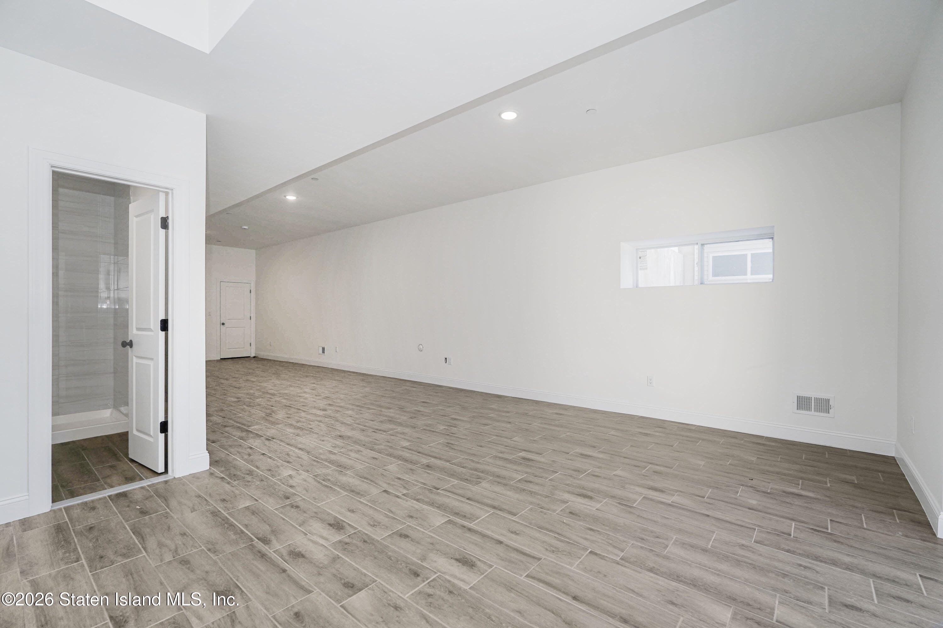 28 Shaughnessy Lane, Staten Island, NY, 10305 image 27