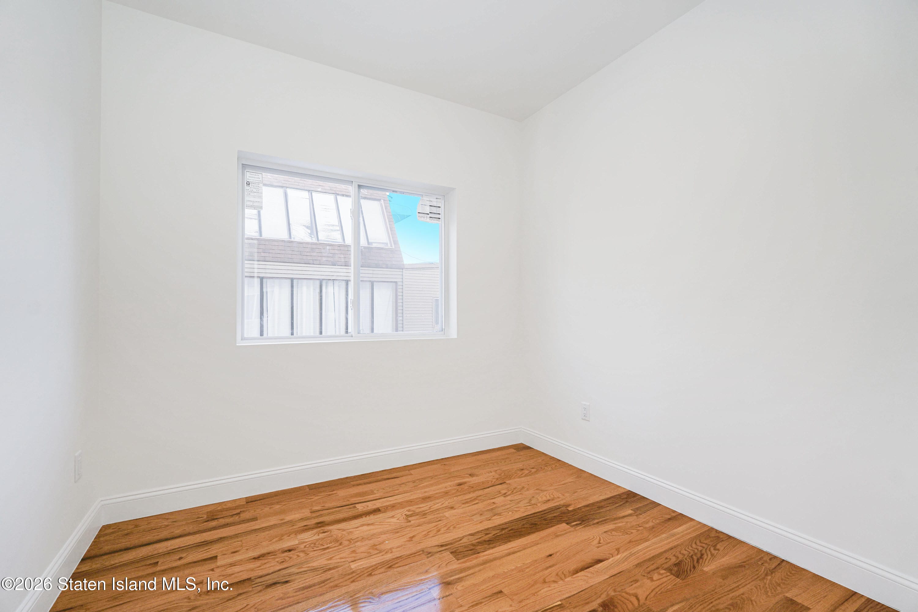 24 Shaughnessy Lane, Staten Island, NY, 10305 image 10